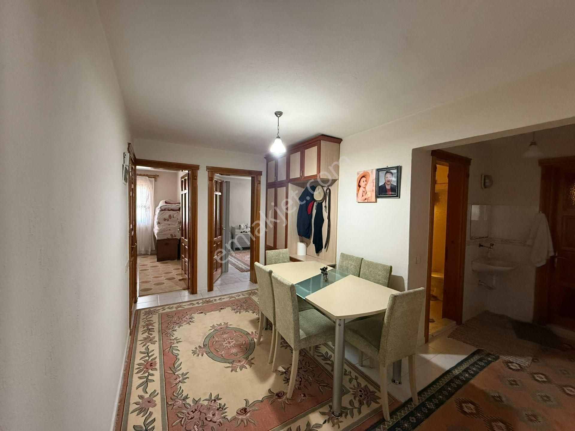 Menderes'te Satılık Tarla Ve Müstakil Ev - Görsel 3