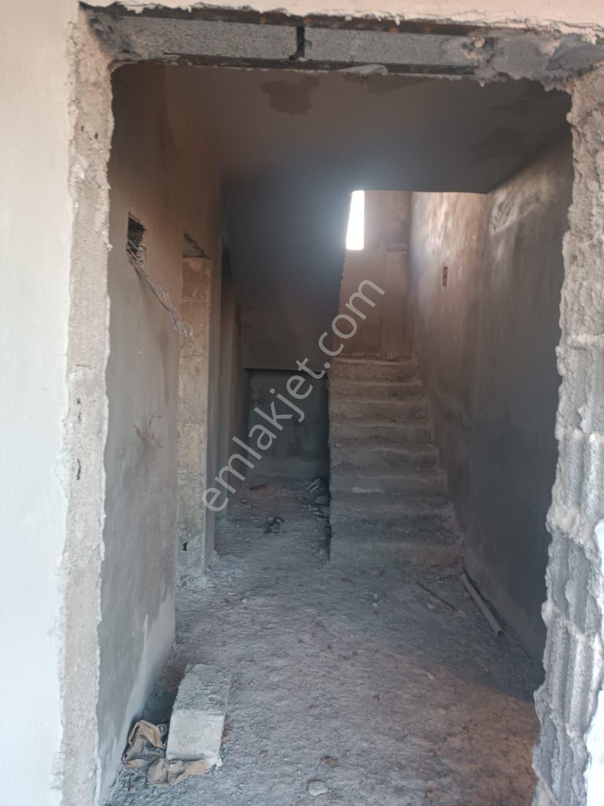 Akziyarette 1 Dönüm Bağ Evi