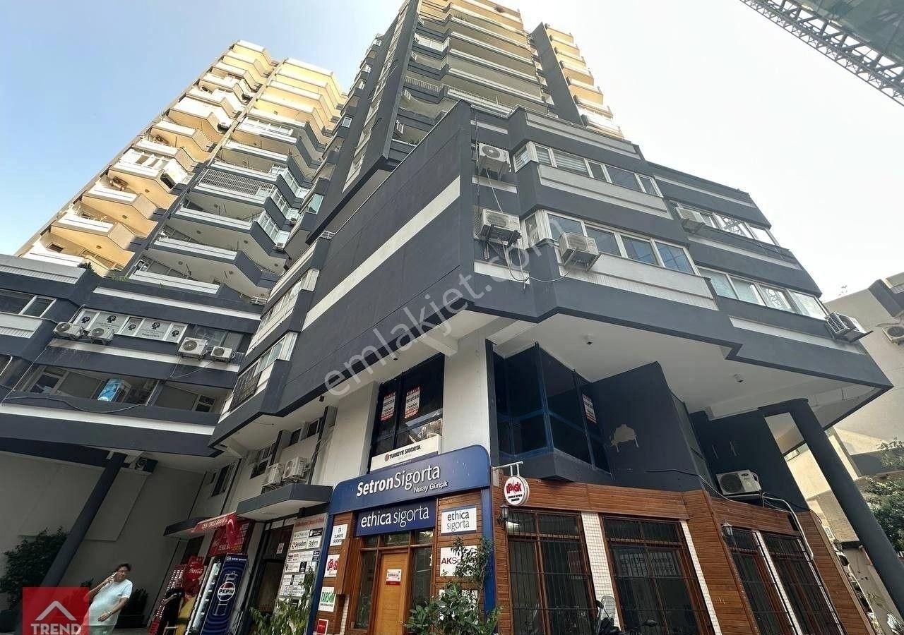 Atatürk Cd Gülbahcesi Sitesinde 2 + 1 Kiralık Ofis & Büro