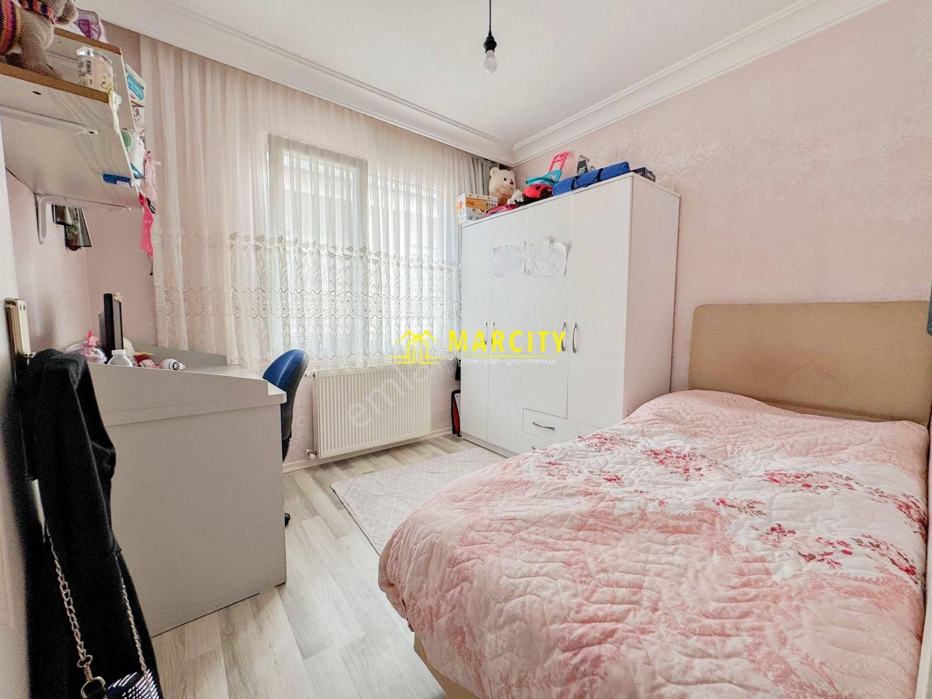 Marcity'den Şirinevler'de 12 Yıllık Köşe Kullanışlı Dublex Daire - Görsel 14