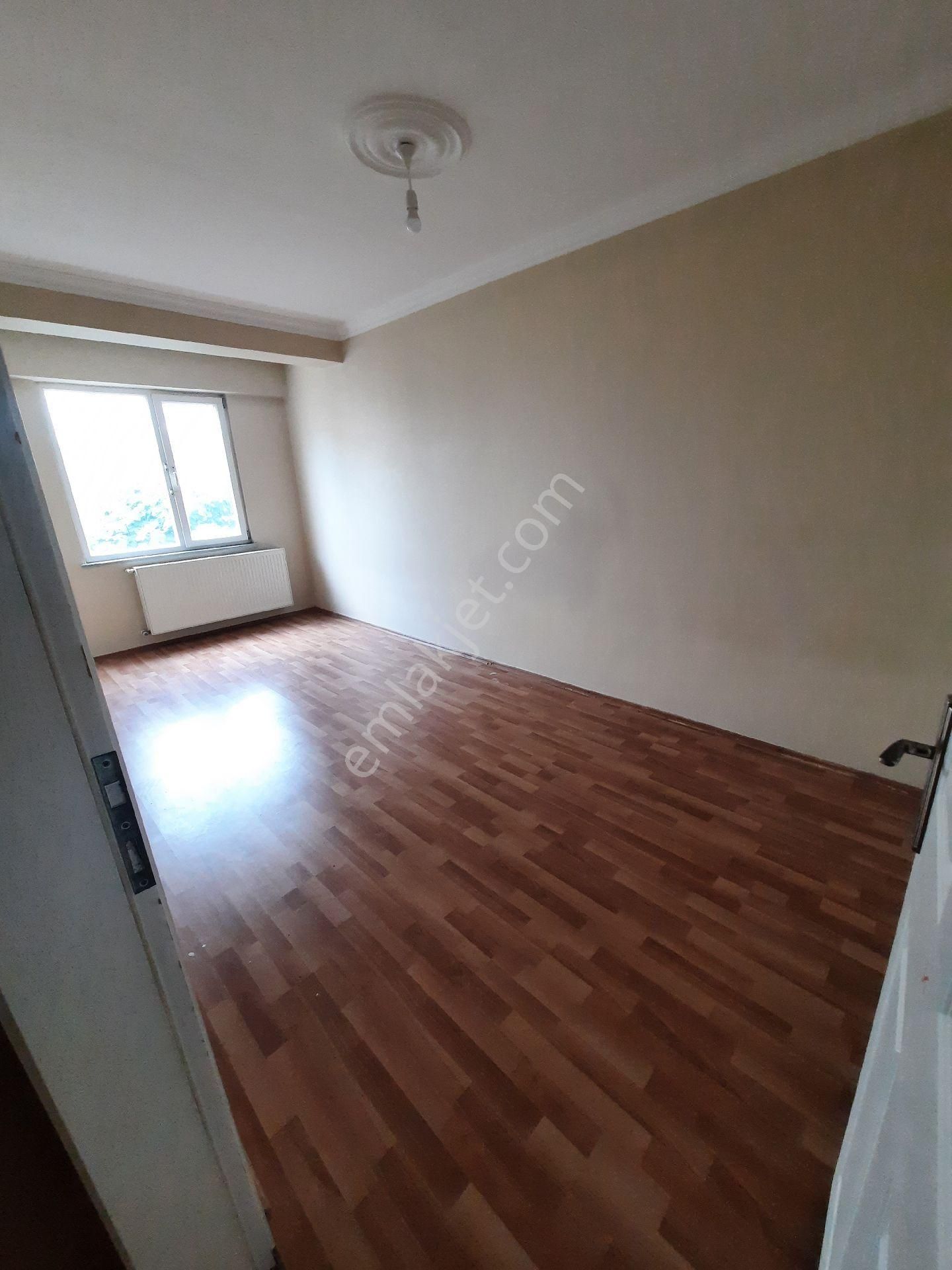 Şile Yolu Üzerinde Peugeot Bayisi Arkasında Sahibinden Satılık 2+1 Arakat Fırsat Daire - Görsel 3