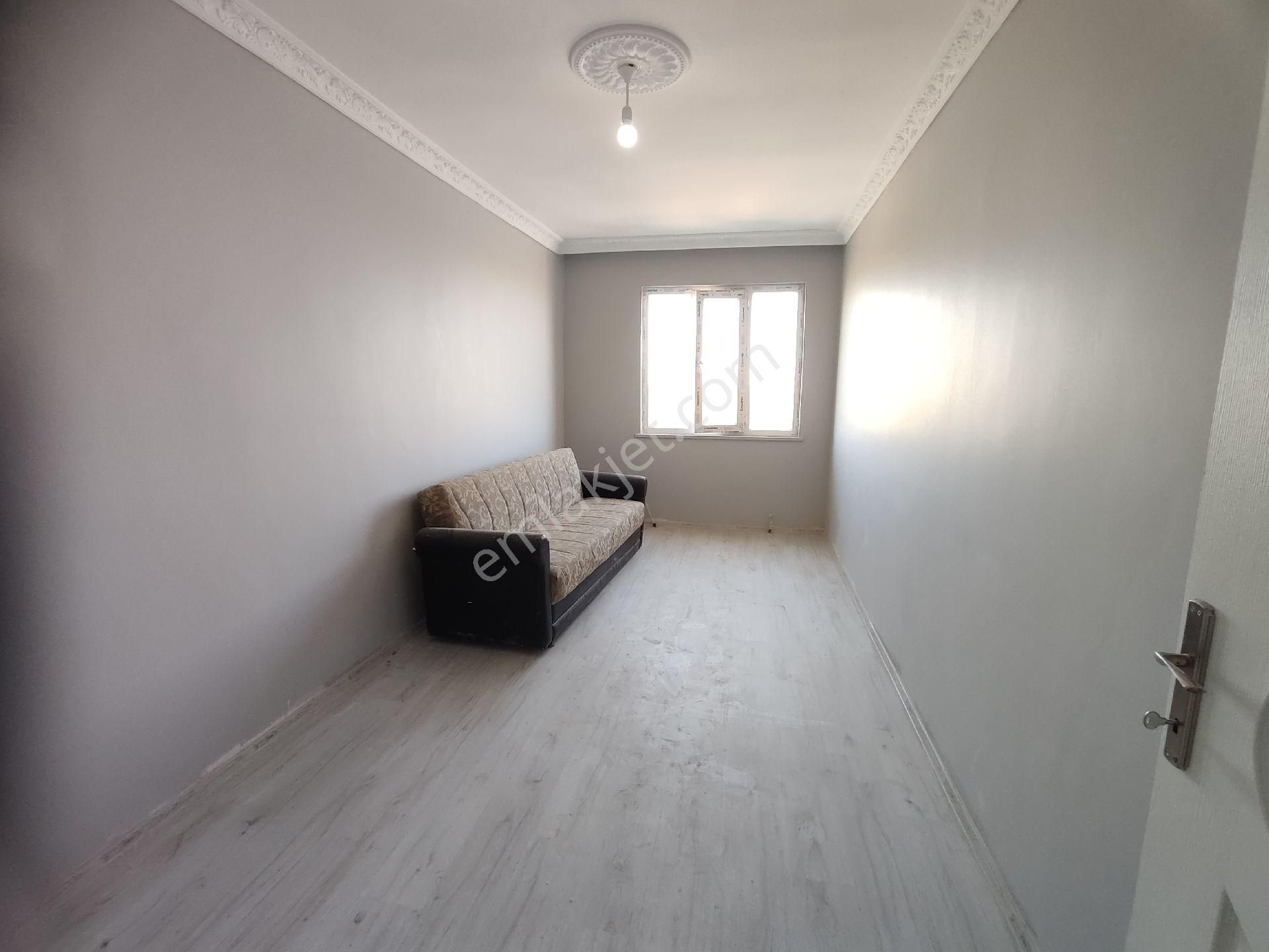 Altınşehirde Kiralık 3+1 Sobalı Daire - Görsel 5