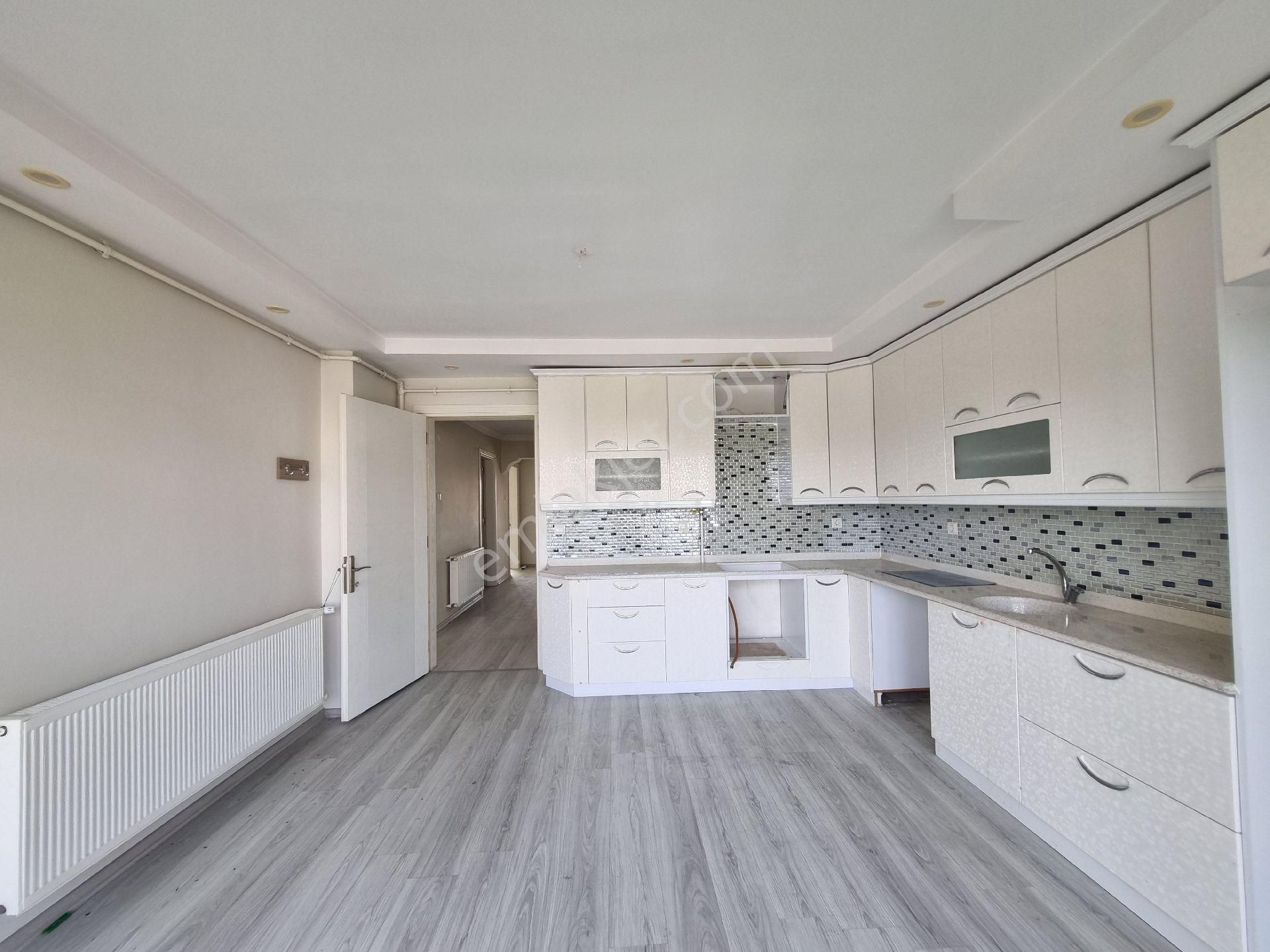 Aydın Nazilli Yöntem Emlaktan Turan Mahallesinde Doğalgazlı Ferah Kiralık 3+1 Daire - Görsel 23