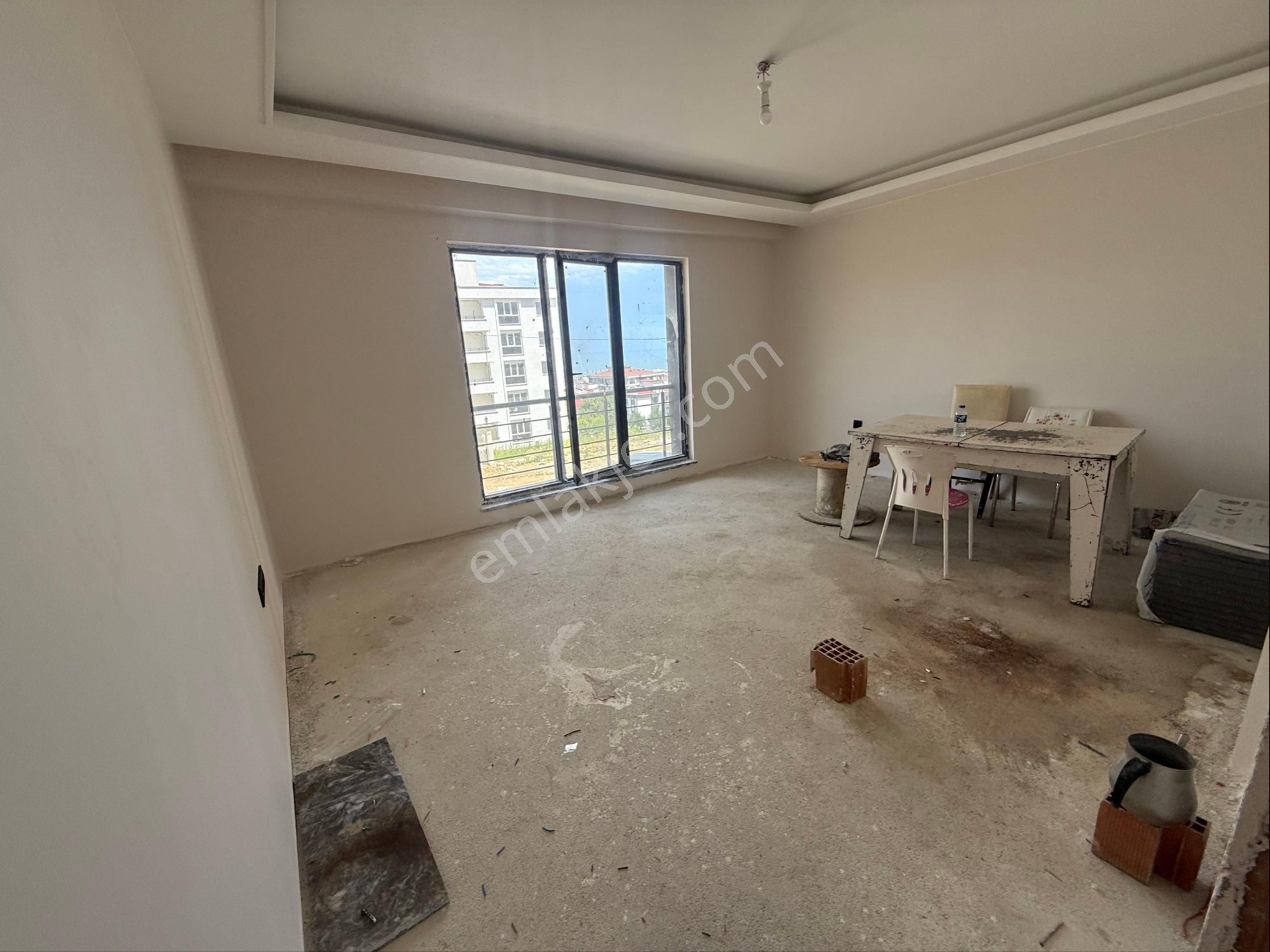 Atakum Atakent 2/3 Aya Teslim Sıfır Mutfak Salon Ayrı 2+1 Satılık Daire