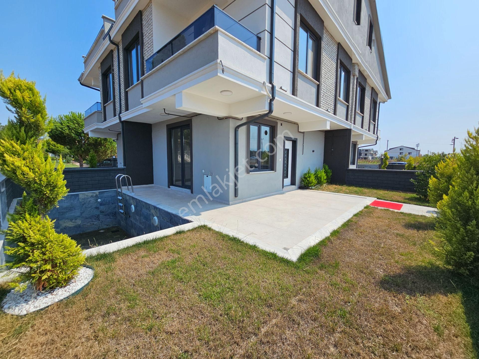 4+1 Müstakil Havuzlu , Jakuzili , Ebevyn Banyolu Lüks Villa