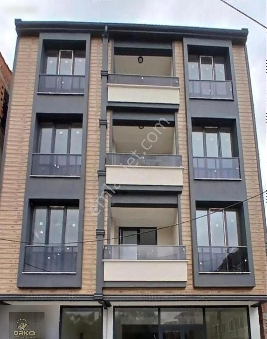 Edremit Merkez'de Sıfır 2+1 Otogar Ve Adliye Yanı Daire