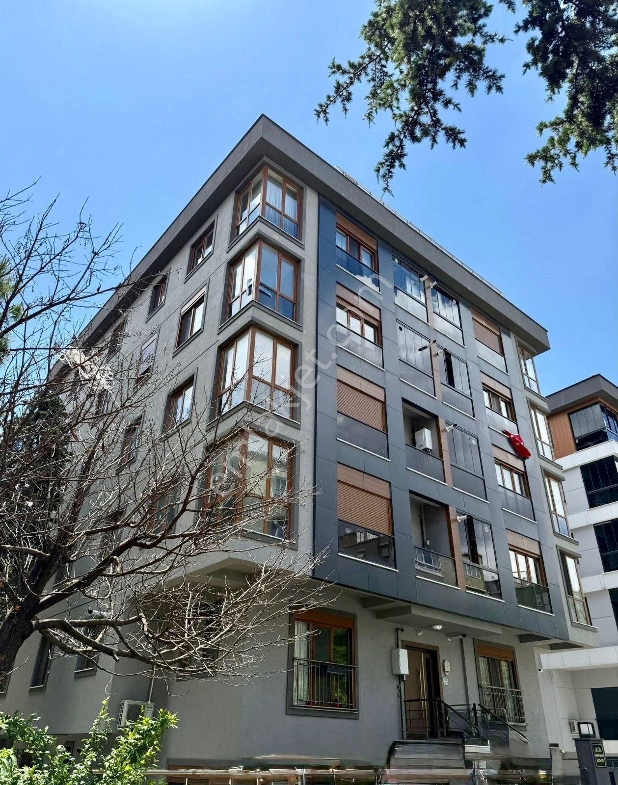 Bakırköy Kartaltepede Yeni Binada Kiralık 3+1 Daire