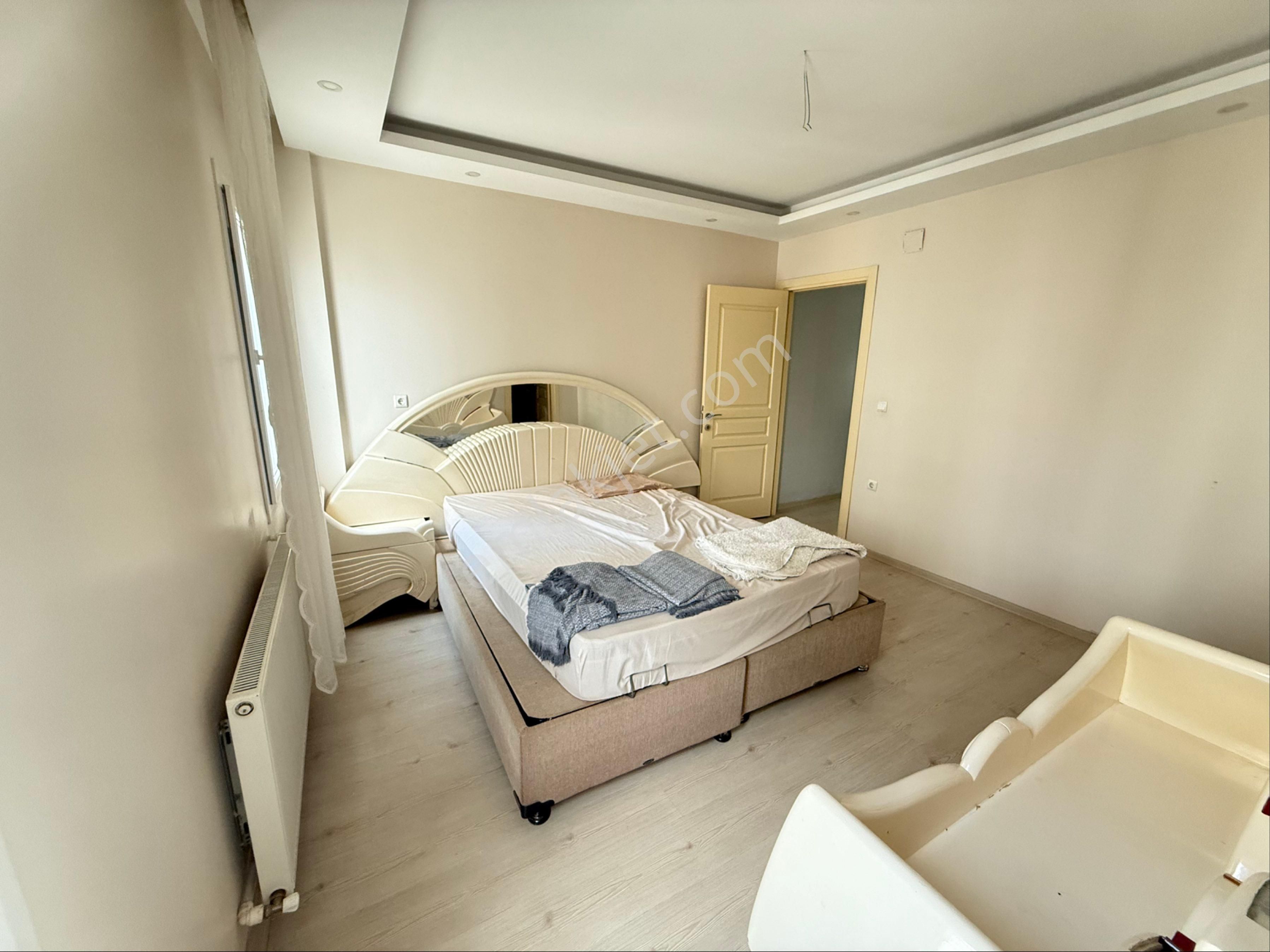 Alfa Gayrimenkulden Eşyalı 3+1 Çift Banyo Kapalı Mutfak Kiralık Daire