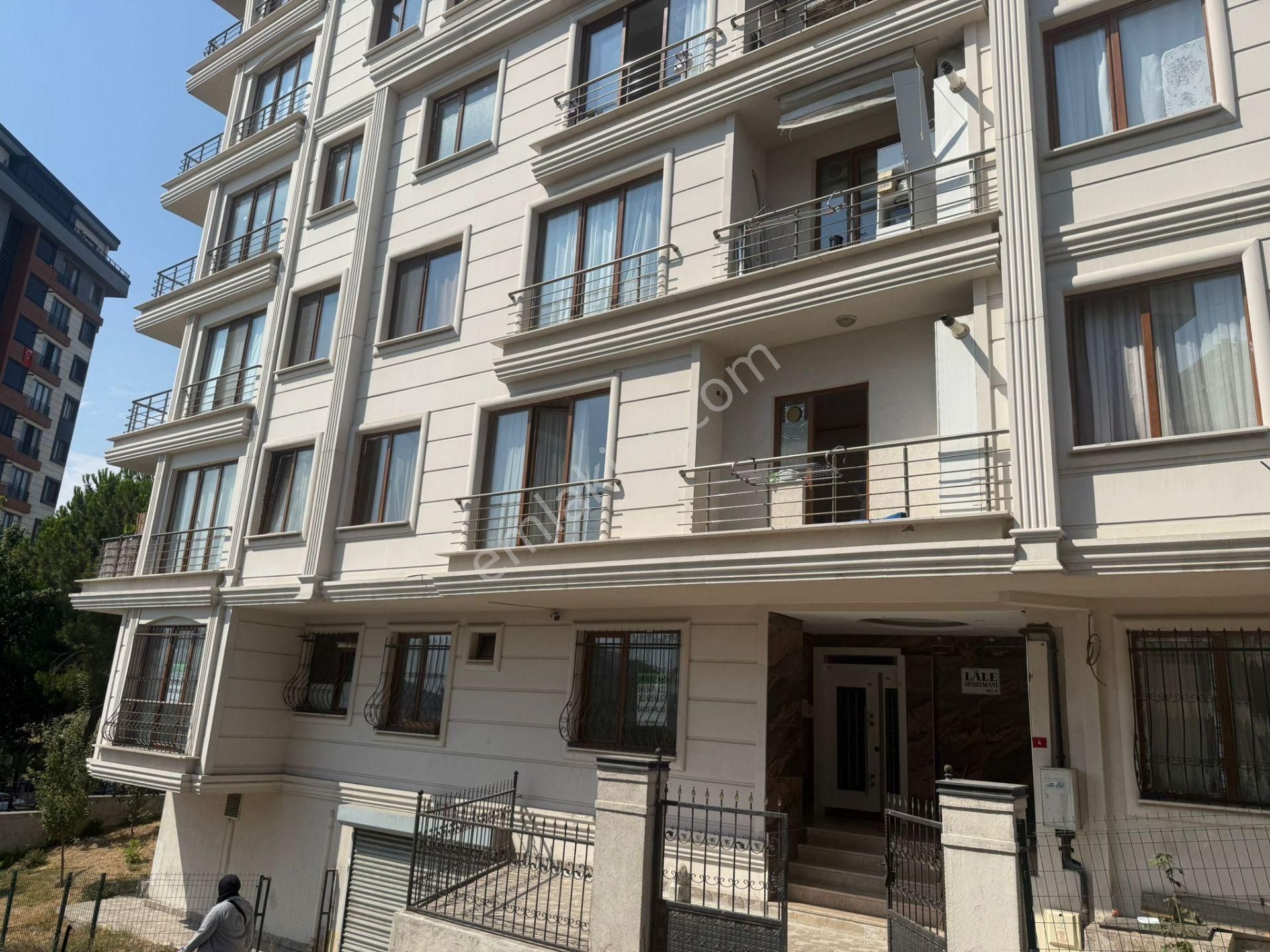 Barış'tan Tepeüstü Merkezde 4 Yıllık Binada 2+1 Yüksek Giriş