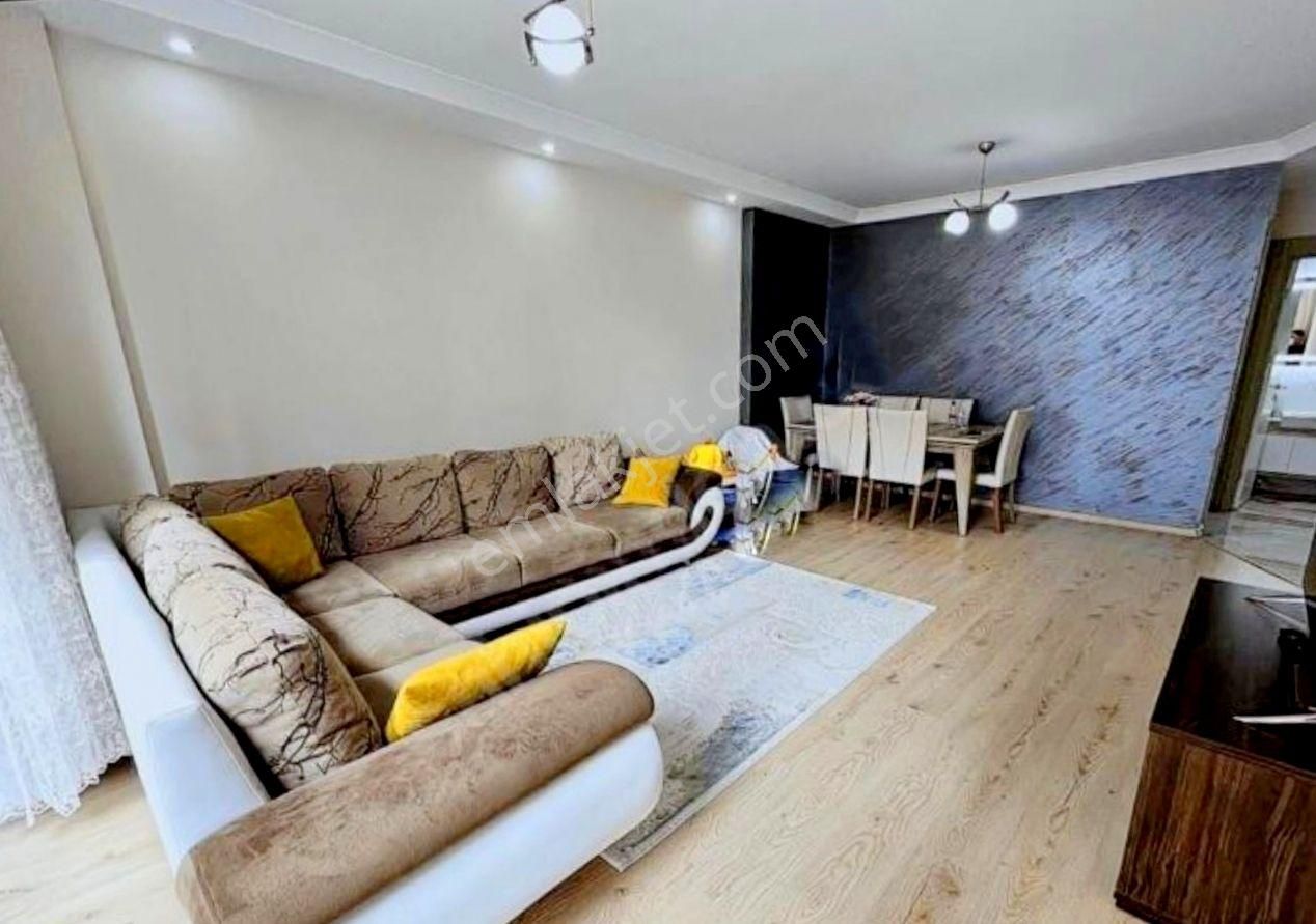 Mertcan'dan Kurtköy Mah. Güvenlikli Sitede Ara Kat 2+1