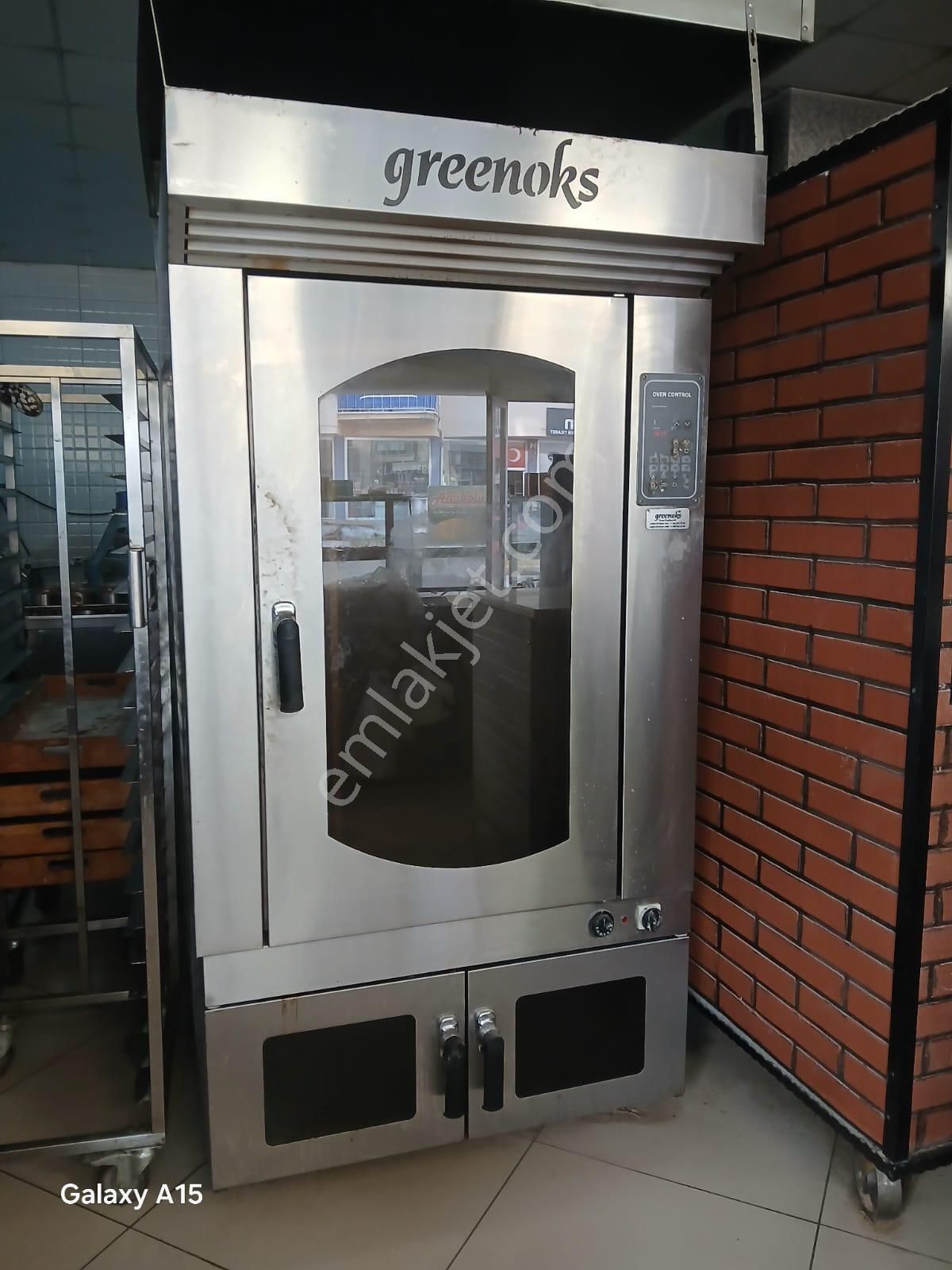 Tombakzade Caddesinde Devren Pastane - Görsel 13