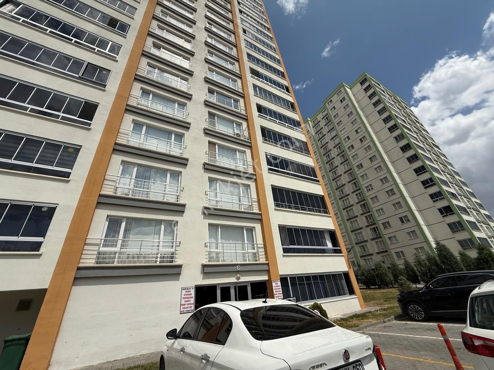 Sincan Törekent Mh. 4+1 Şehr-i Yaren Konutları 5. Kat Güney Cephe Daire