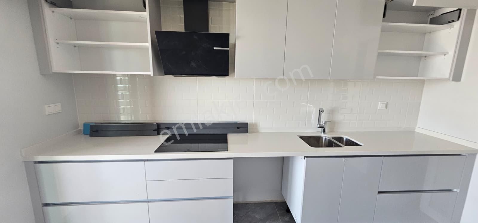 Siltaş Panorama Sitesinde 3,5+1 Sıfır Kiralık Daire