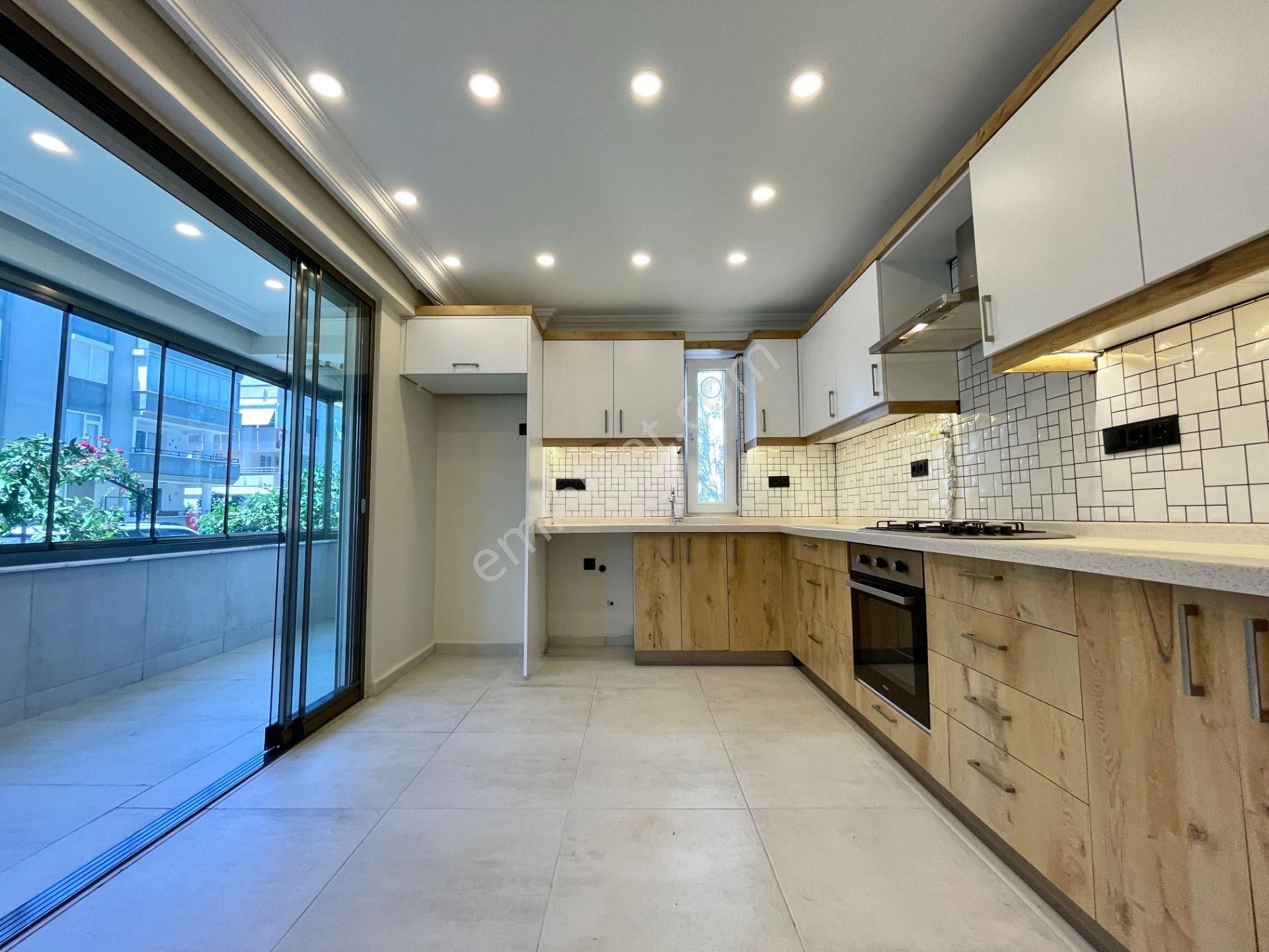 Berkay Demirel'den Altınkumda Denize 300 Metre Geniş Balkon 2+1