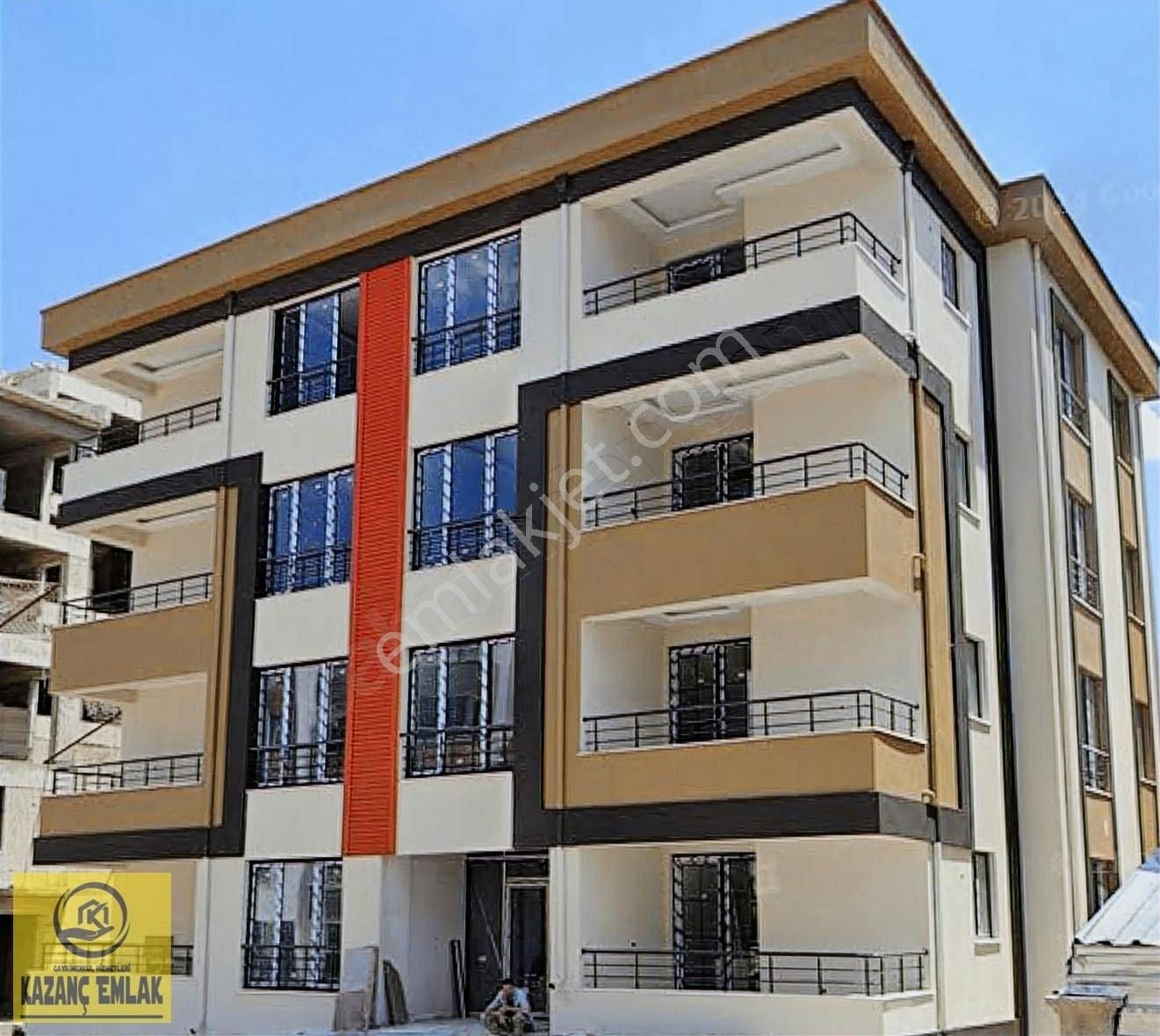 Erkilet'te Düşük Kat Kombili Sıfır Daire