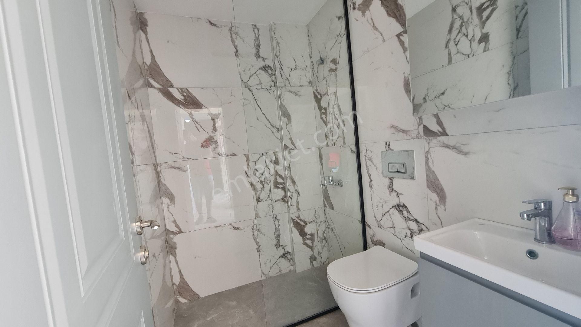 Dörttepe’de Satılık Havuz 4+1 Site İçi Villa!! - Görsel 13
