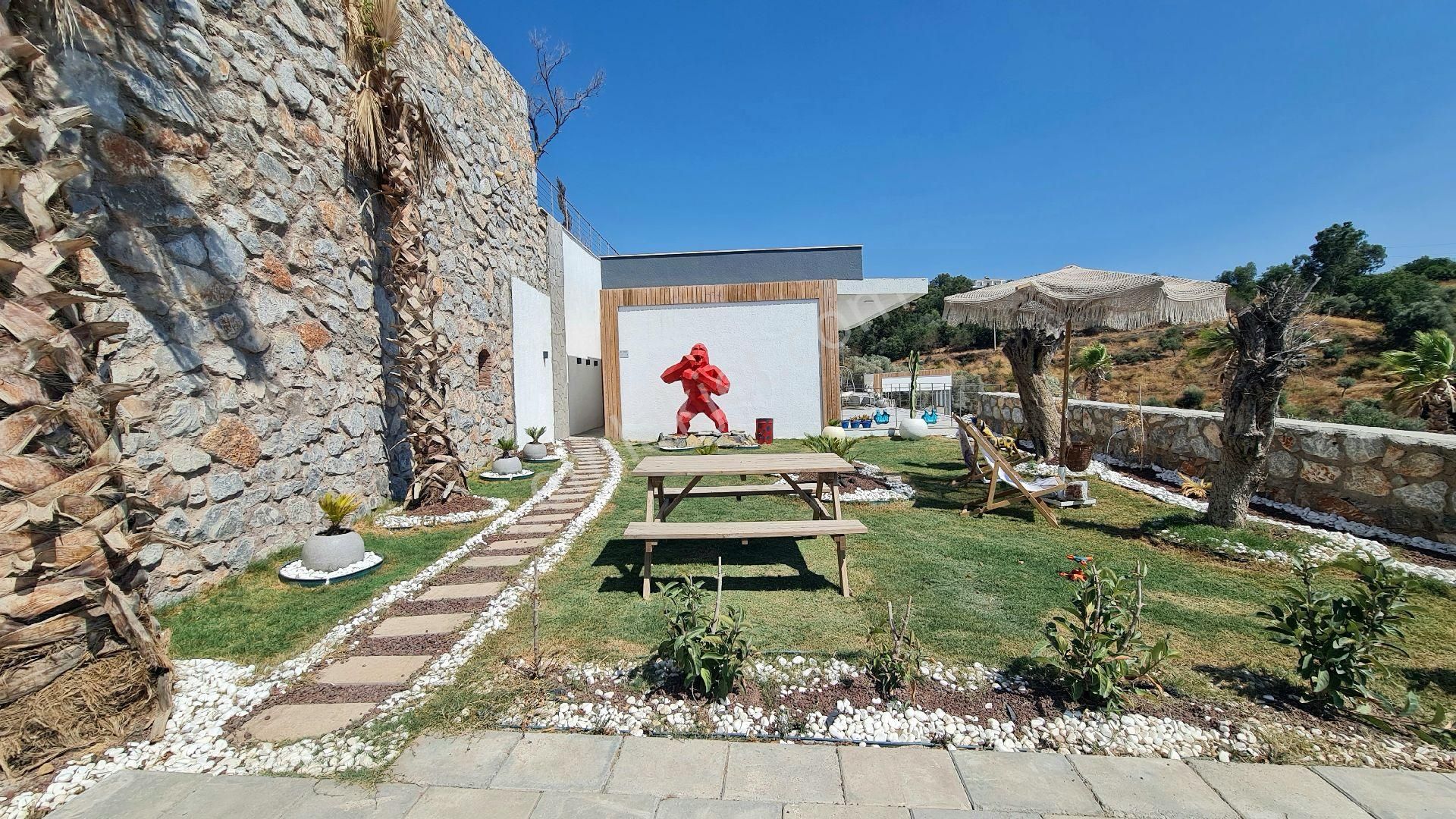 Dörttepe’de Satılık Havuz 4+1 Site İçi Villa!! - Görsel 8