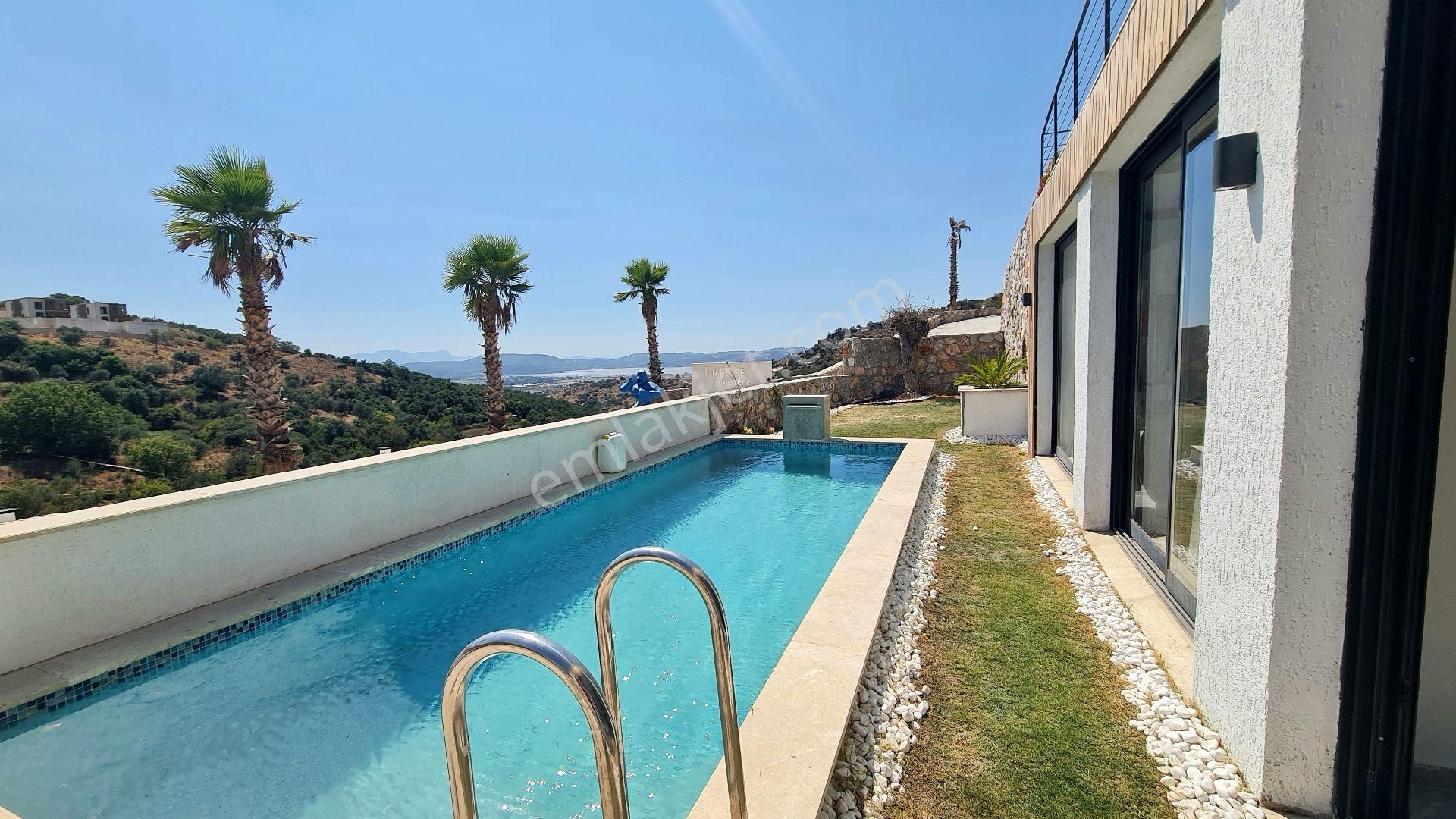 Dörttepe’de Satılık Havuz 4+1 Site İçi Villa!! - Görsel 9