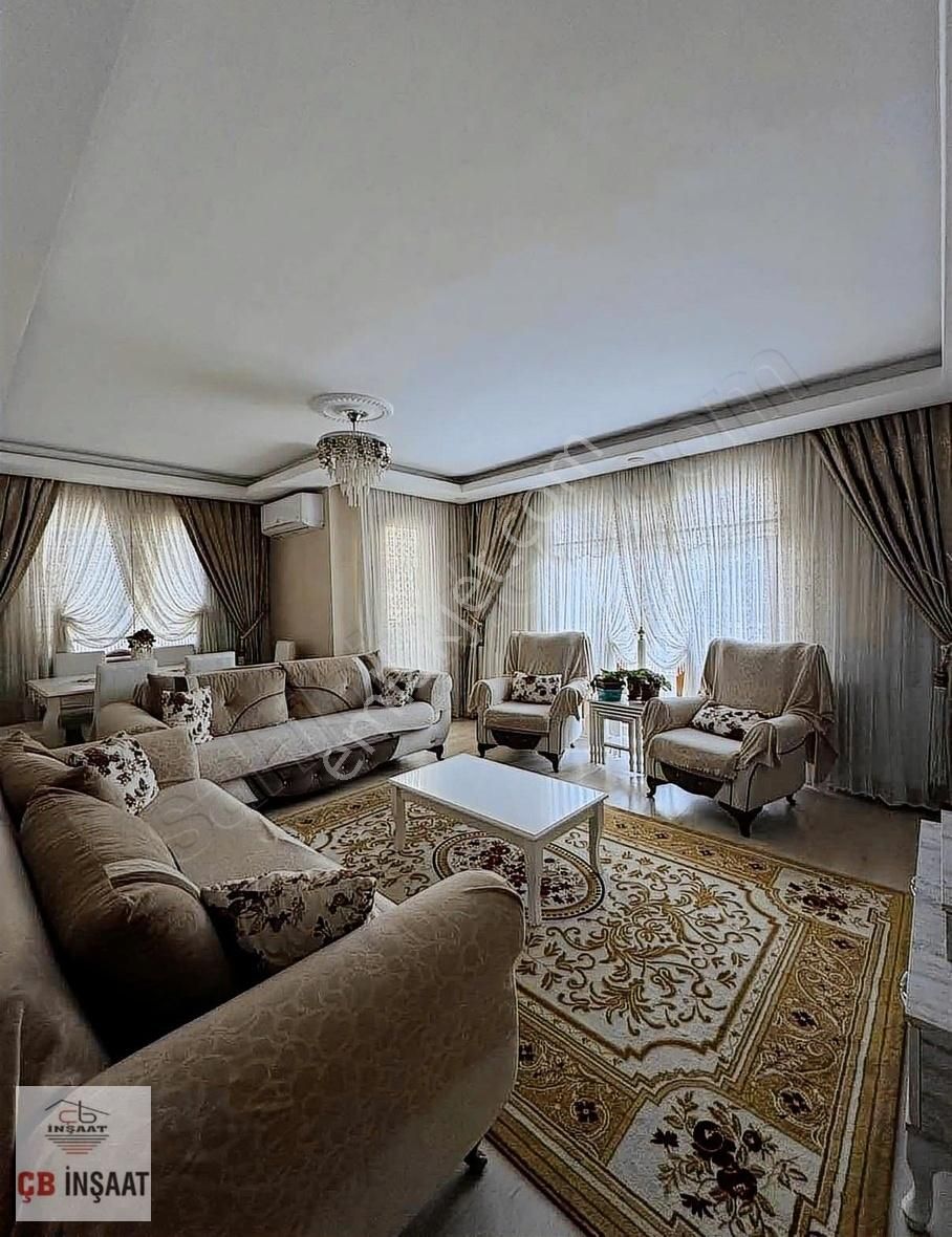 Çb'den Cumhuriyet Mah'de 3+1 120m2 Ön Cephe Satılık Geniş 2.kat