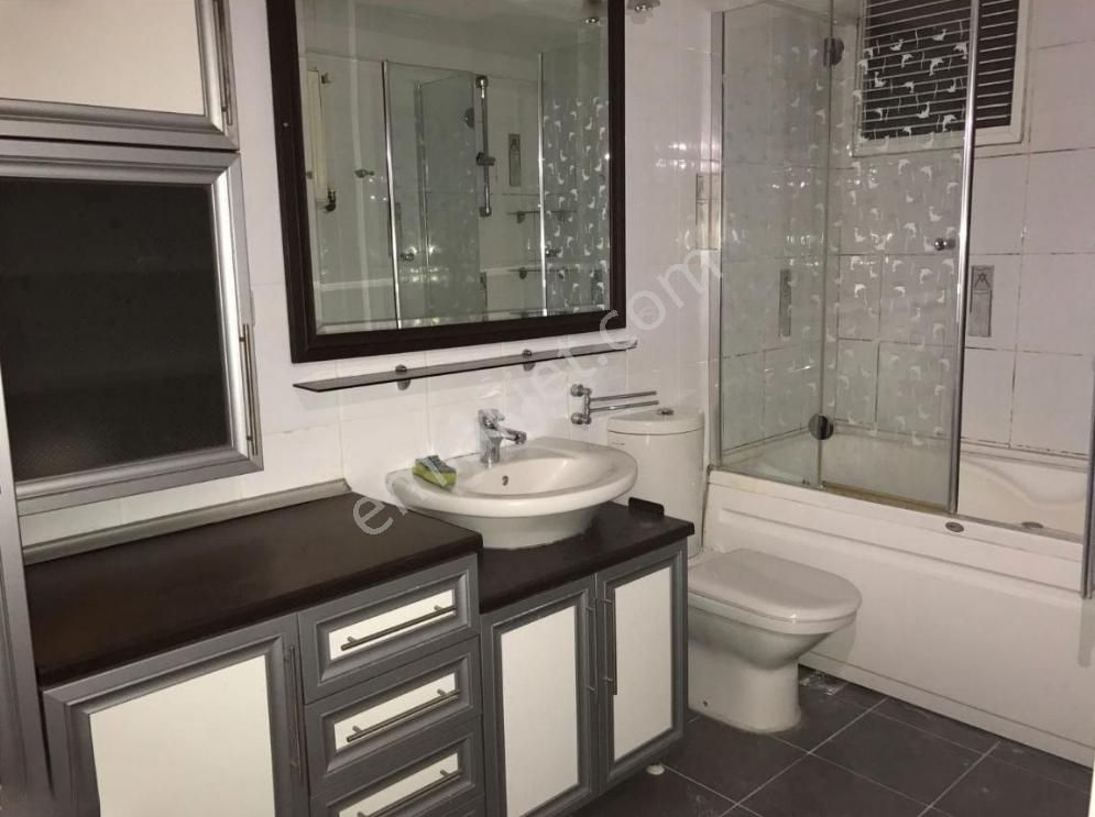 19 Mayıs Mah'de 2+1 Net 85m2 Mimari Dekorlu Fırsat İskanlı Boş Daire
