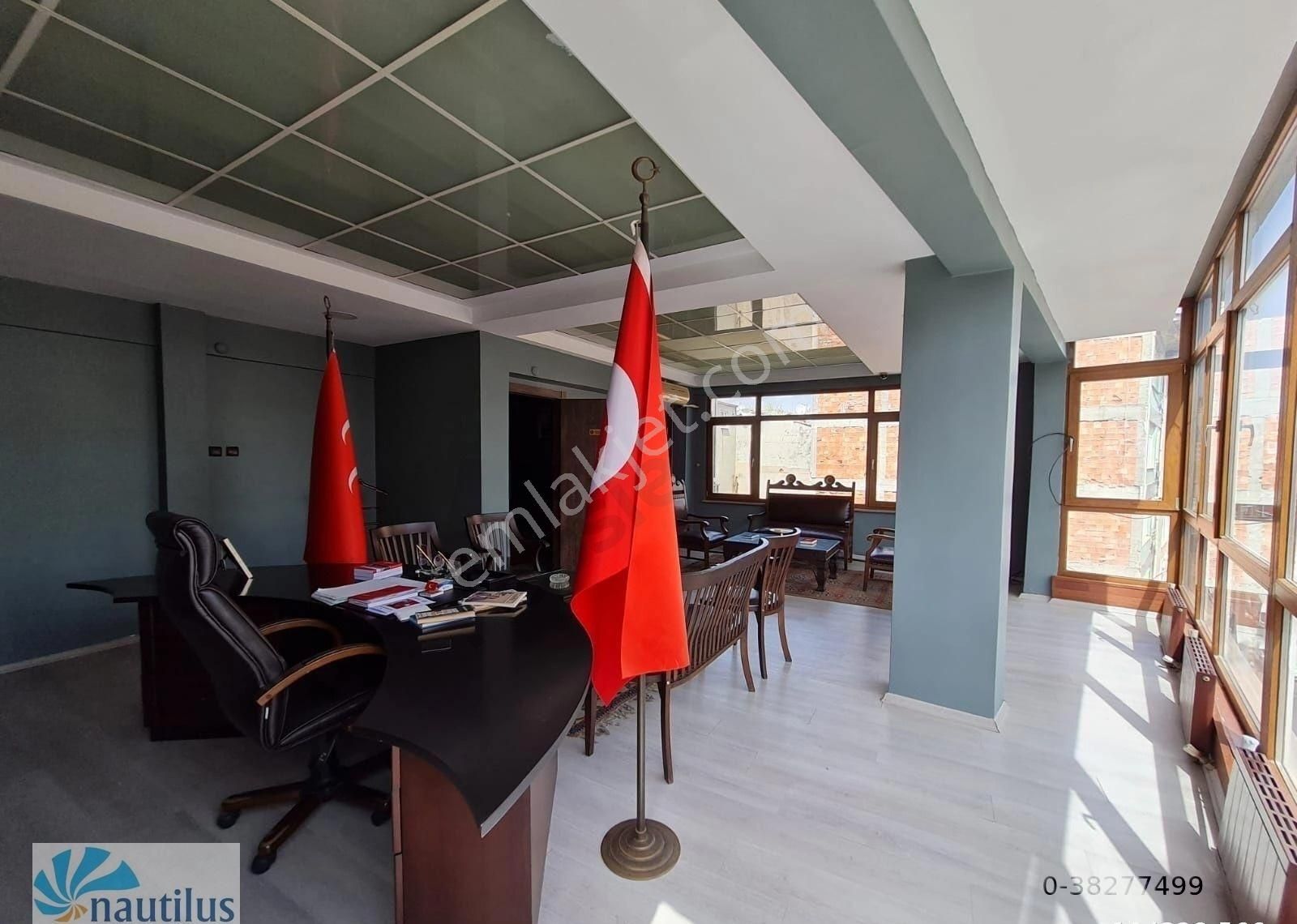 Kadıköy Rasimpaşa Merkezde Cadde Üzeri 4+1 İşyerine Uygun Kiralık Daire.​ - Görsel 16