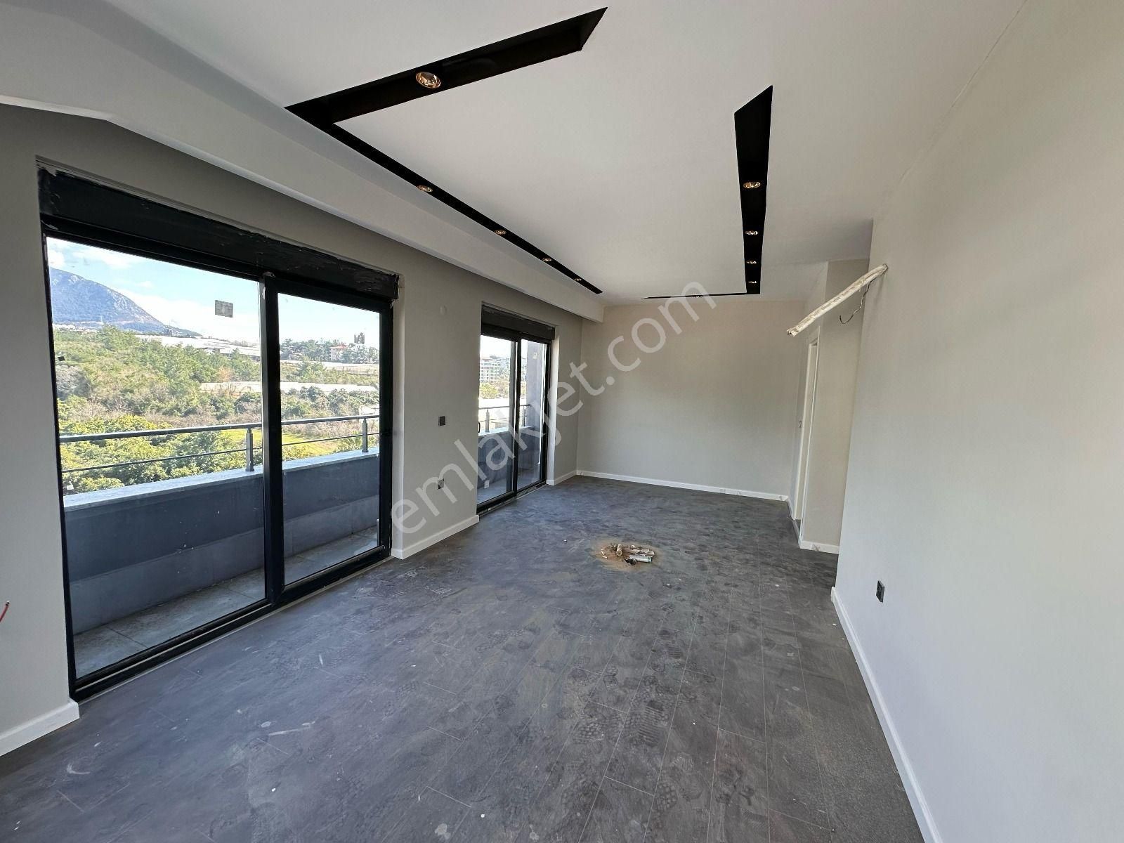 Baha'dan Alanya Da Doğa Manzaralı Lüks 4+1 Daire - Görsel 28