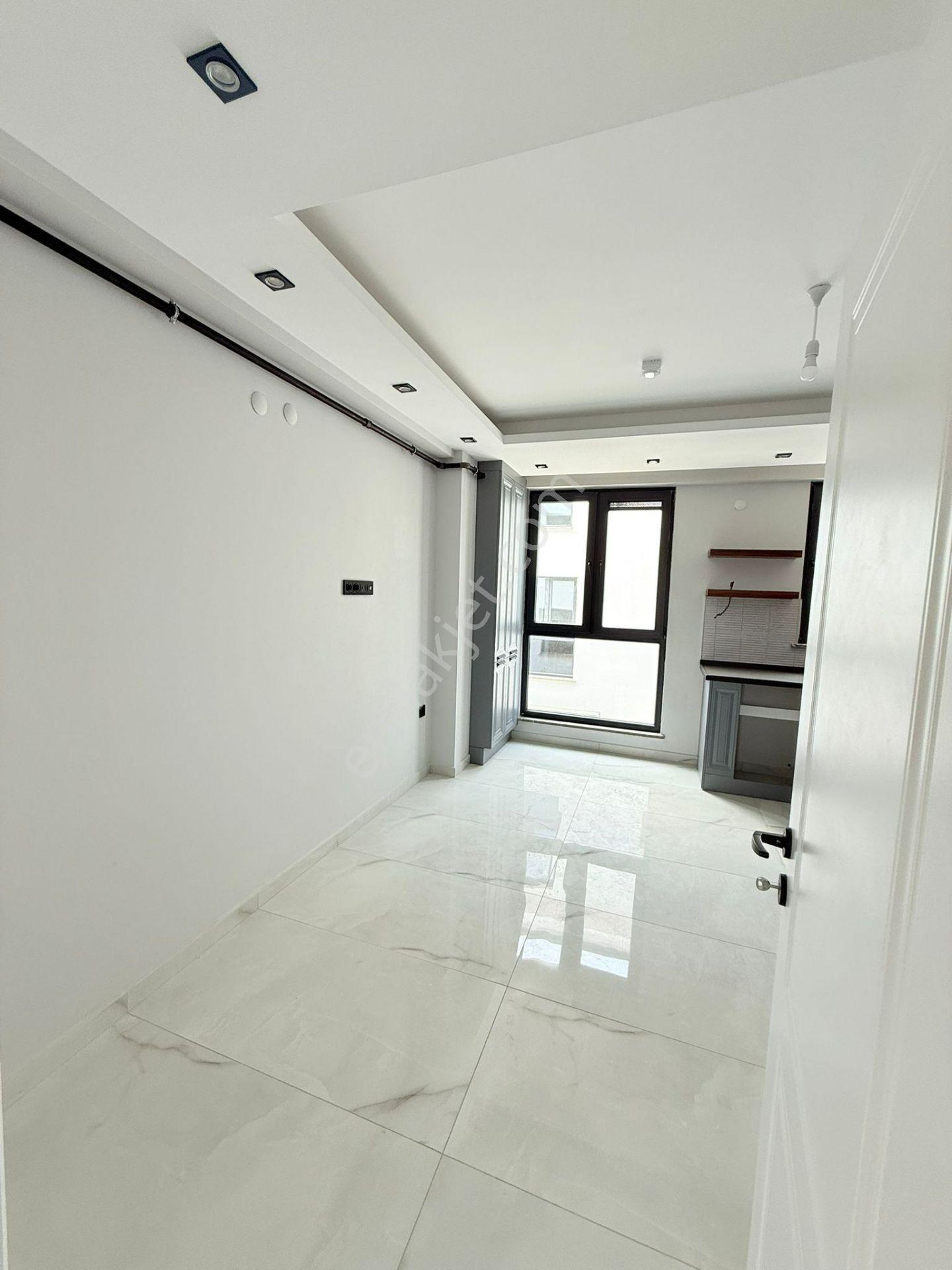 S-198 Karabayır Satılık Sıfır 4+1 Triblex Villa - Görsel 16