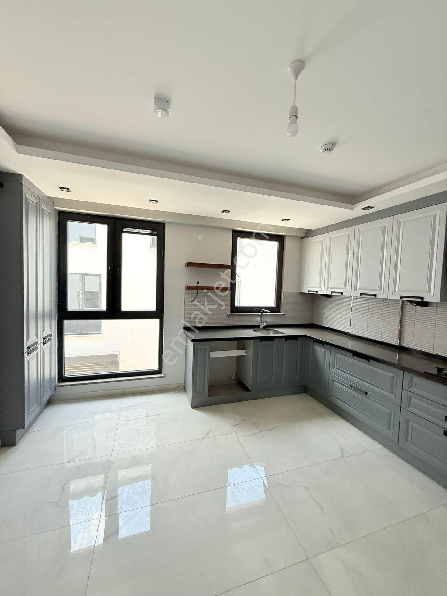 S-198 Karabayır Satılık Sıfır 4+1 Triblex Villa - Görsel 14