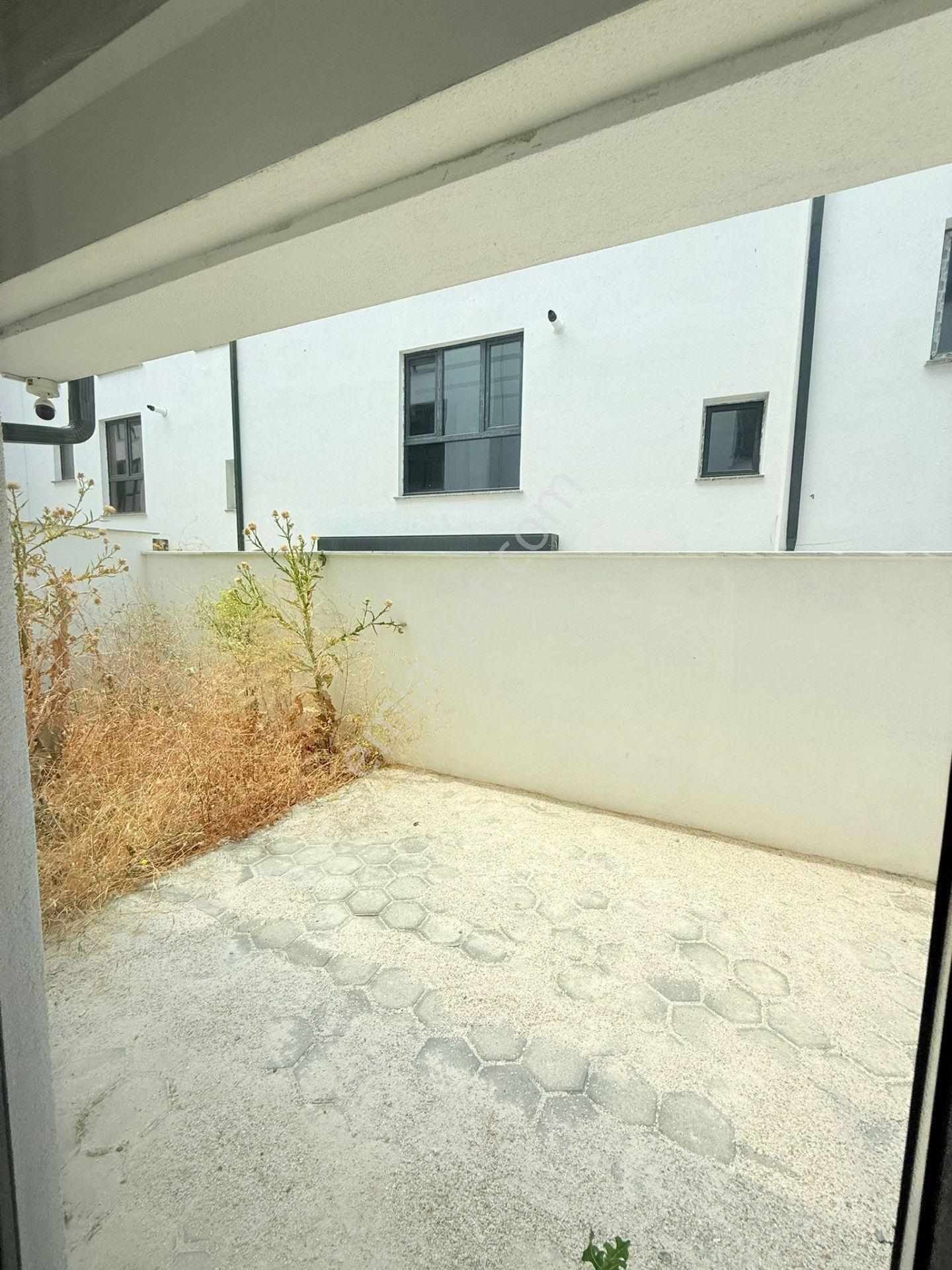 S-198 Karabayır Satılık Sıfır 4+1 Triblex Villa - Görsel 22