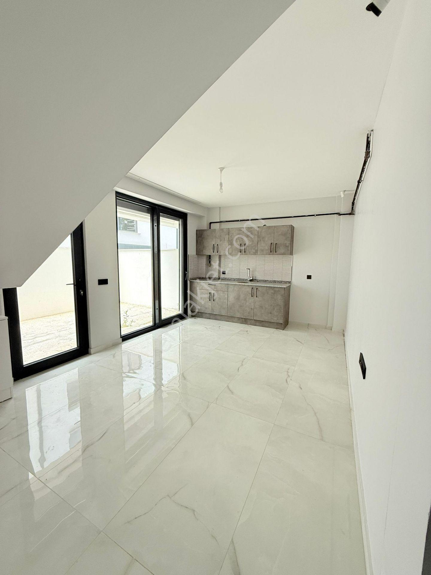 S-198 Karabayır Satılık Sıfır 4+1 Triblex Villa - Görsel 29