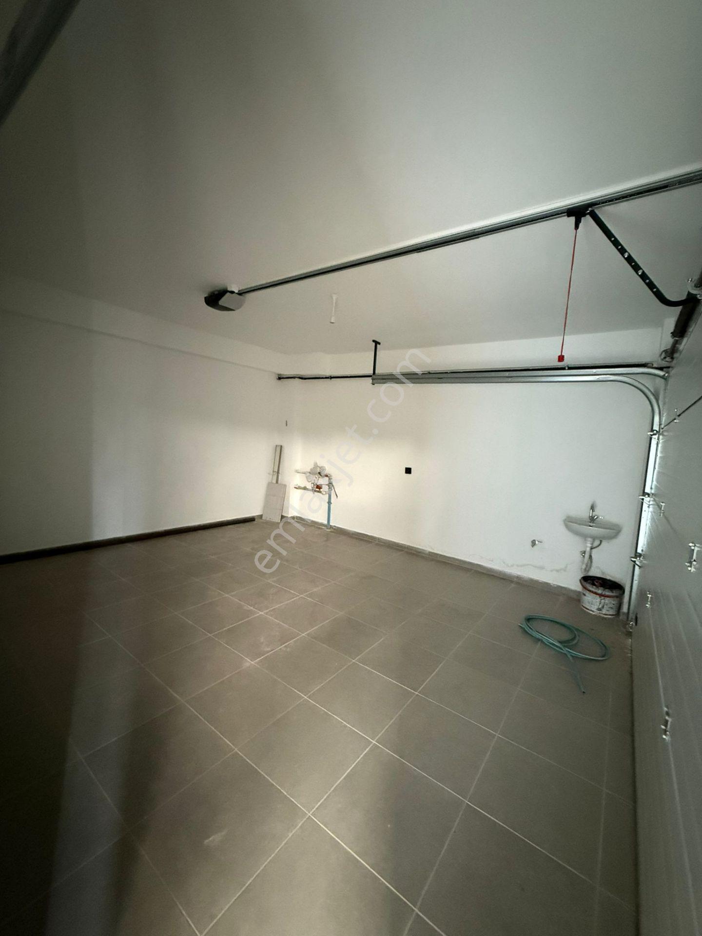 S-198 Karabayır Satılık Sıfır 4+1 Triblex Villa - Görsel 28