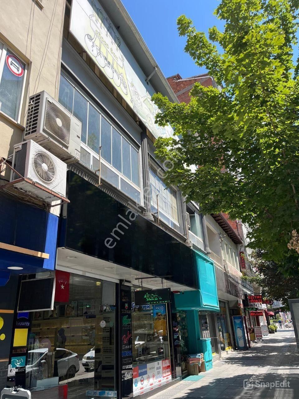Gazi Caddesinde Satılık Kıymetli Mülk - Görsel 3