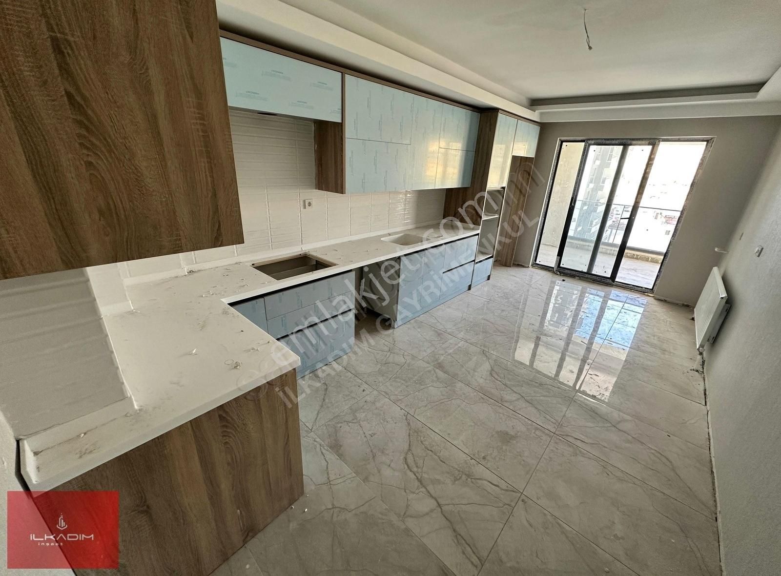 İlkadımdan Ovacık Millet Bahçesi Yakını Çift Bloklu Sitede 4+1