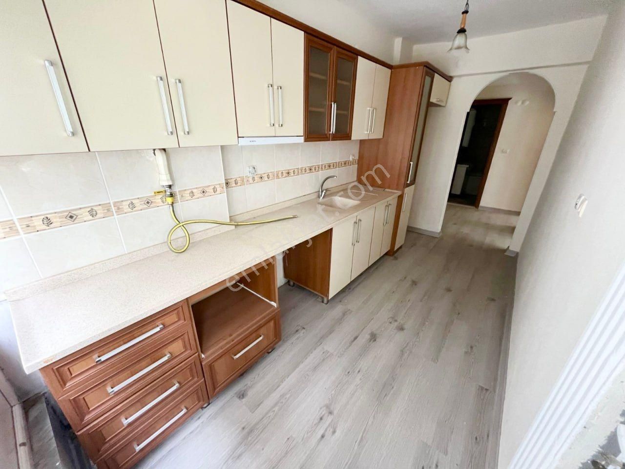 Kent'ten Satılık Akçay Da Doğalgazlı 130m2 3+1 Daire