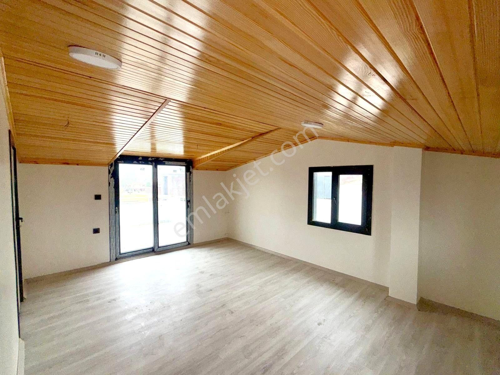 Dikili Cumhuriyet Mah. Çetin Emeç'te Satılık Müstakil 4+1 Villa - Görsel 22