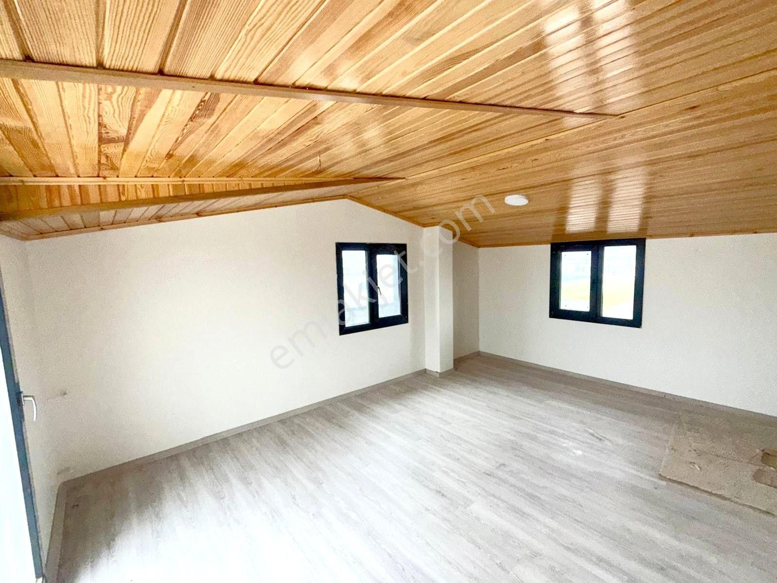 Dikili Cumhuriyet Mah. Çetin Emeç'te Satılık Müstakil 4+1 Villa - Görsel 24