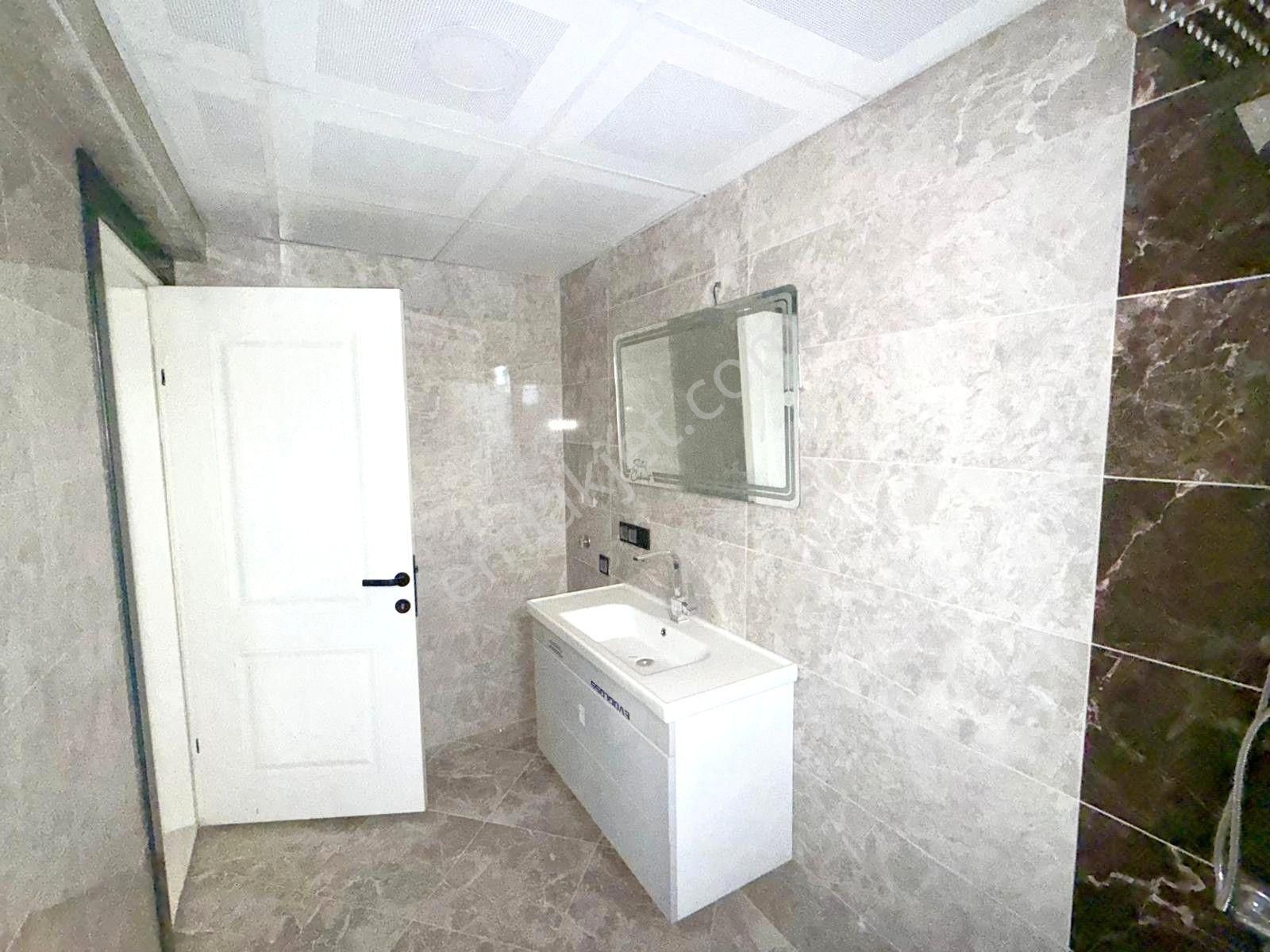 Dikili Cumhuriyet Mah. Çetin Emeç'te Satılık Müstakil 4+1 Villa - Görsel 19