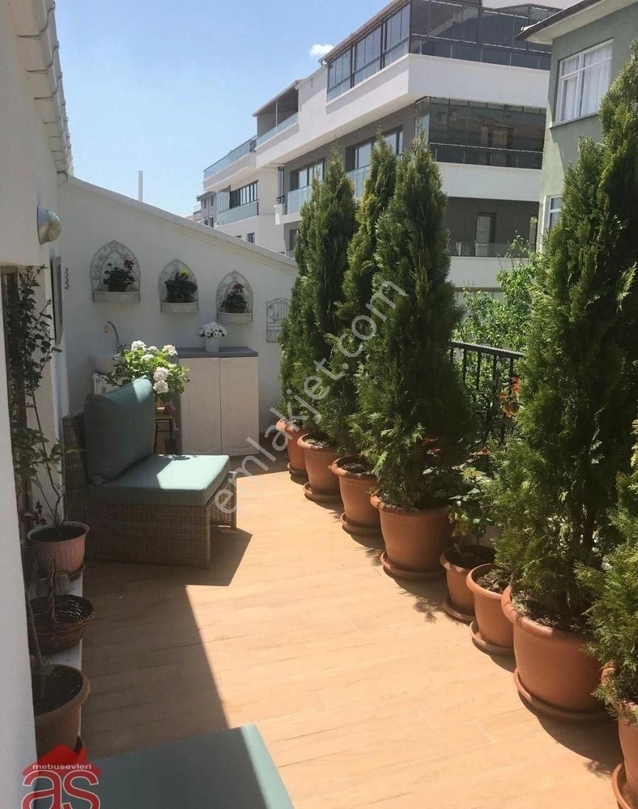 Bahçelievler Milli Kütüphane Yakını Genç Binada Teraslı 2+1 Satılık Dubleks Daire
