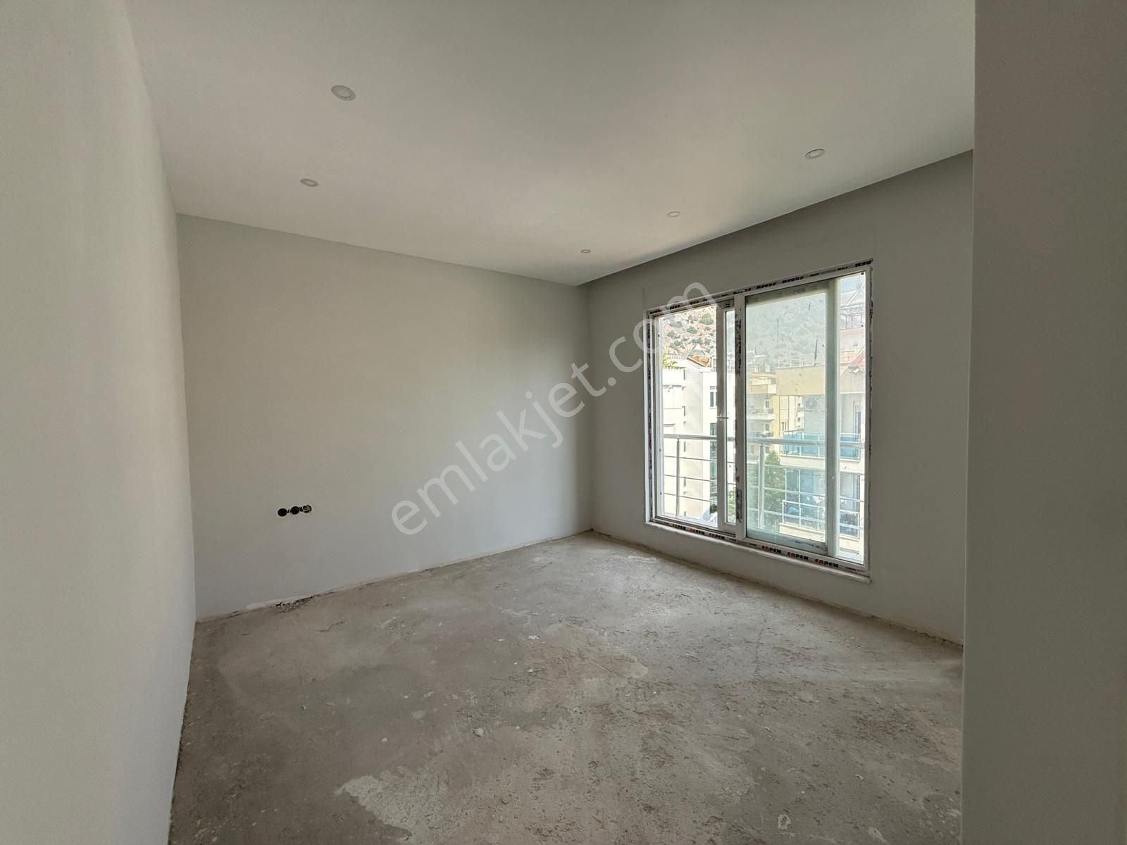 İçi İsteğinize Göre Yapılıp Teslim Edilecek 3+1 Satılık Daire - Görsel 16