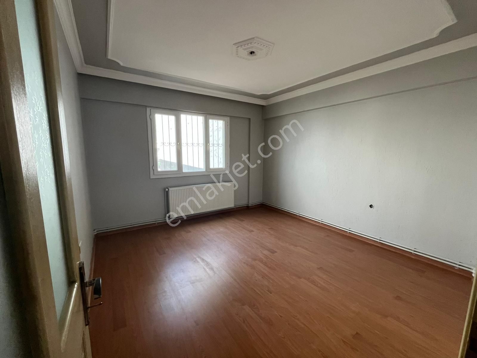 Çiğli Balatçık Cadde Üstü Kiralık 2+1 Daire