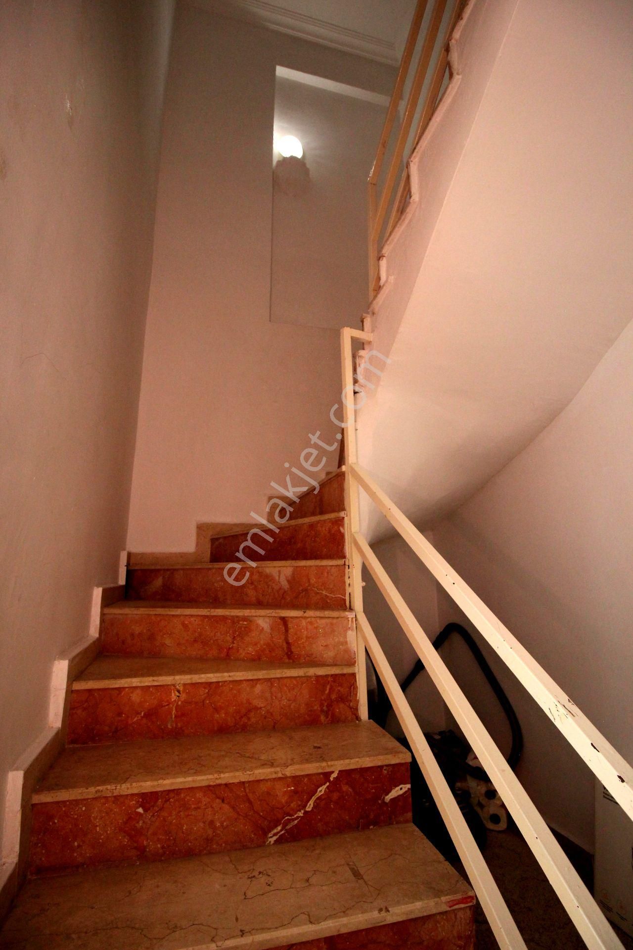 Emre Emlak'tan Elvan'da Geniş Satılık 5+1 Teras Keyfi - Görsel 23