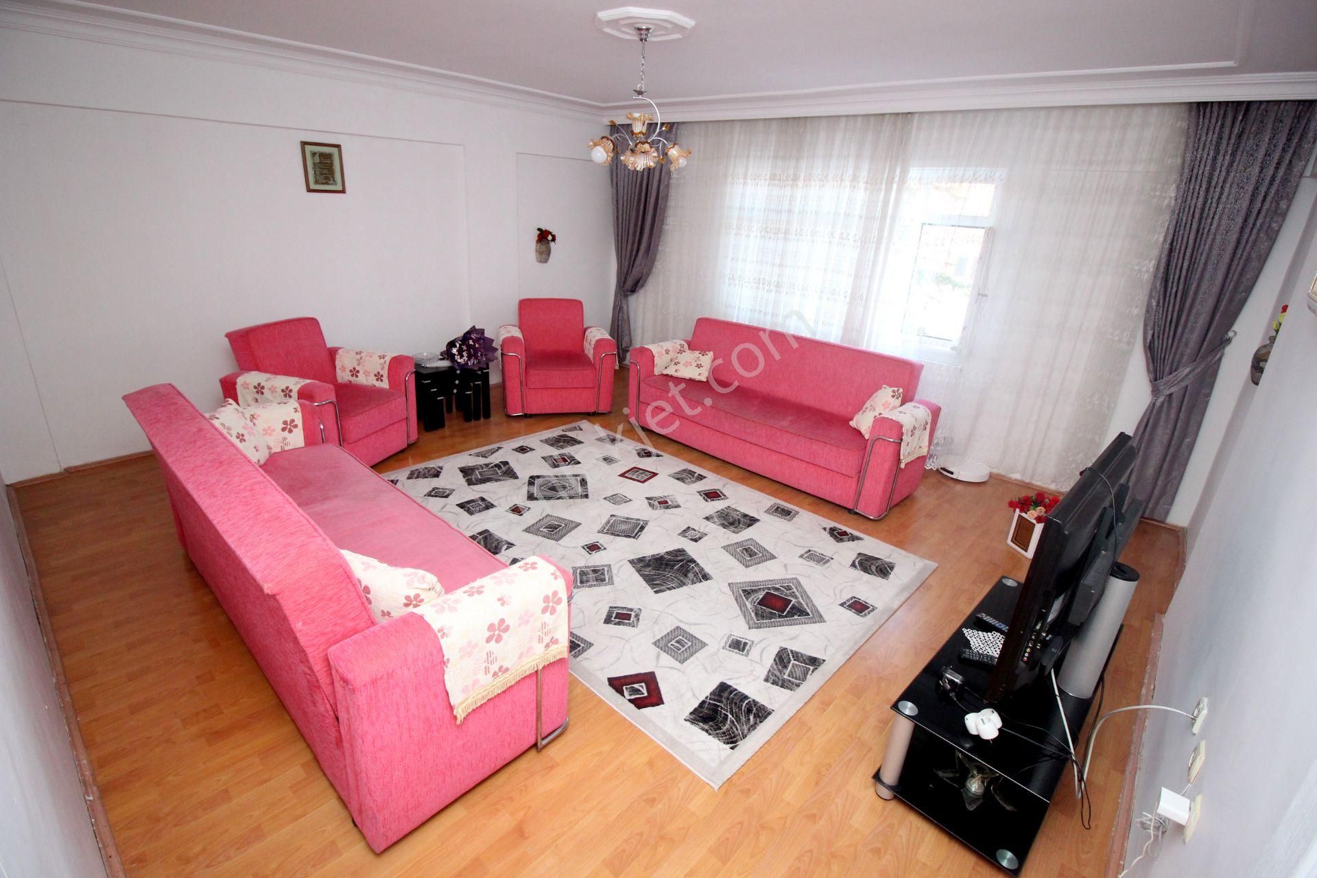 Emre Emlak'tan Elvan'da Geniş Satılık 5+1 Teras Keyfi - Görsel 6