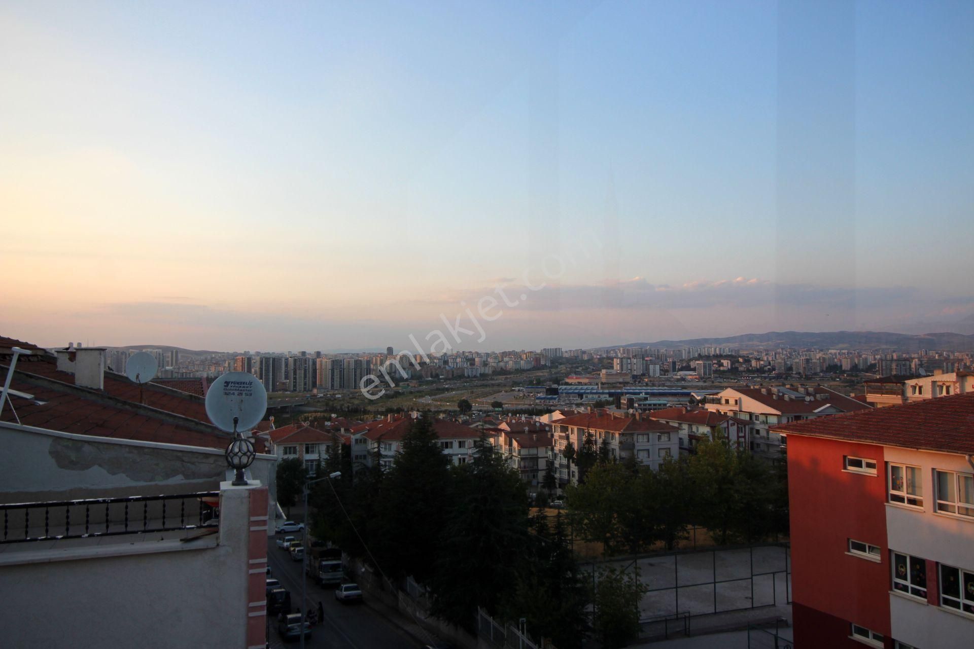 Emre Emlak'tan Elvan'da Geniş Satılık 5+1 Teras Keyfi - Görsel 35