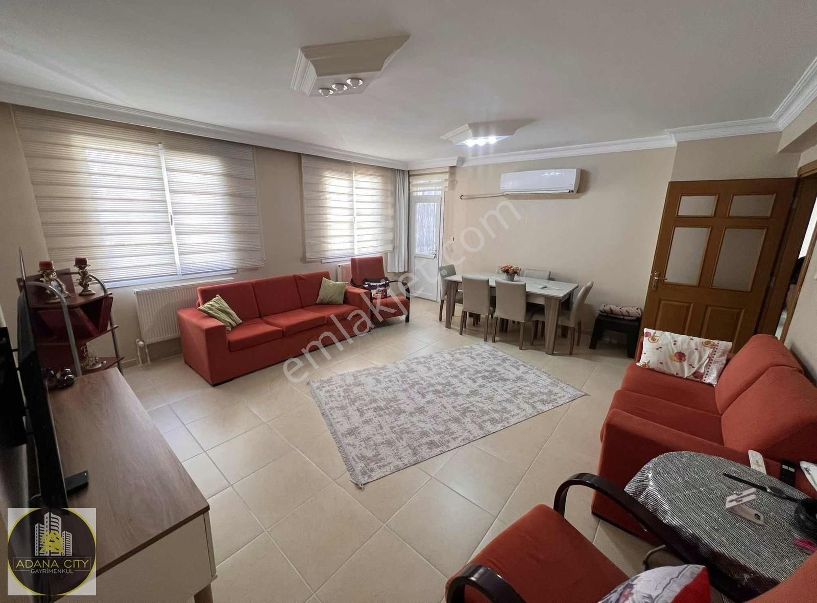 80. Yıl Bulvarı Geniş 15 Yaşında 3+1 Km 190 M2 Kombili İskanlı