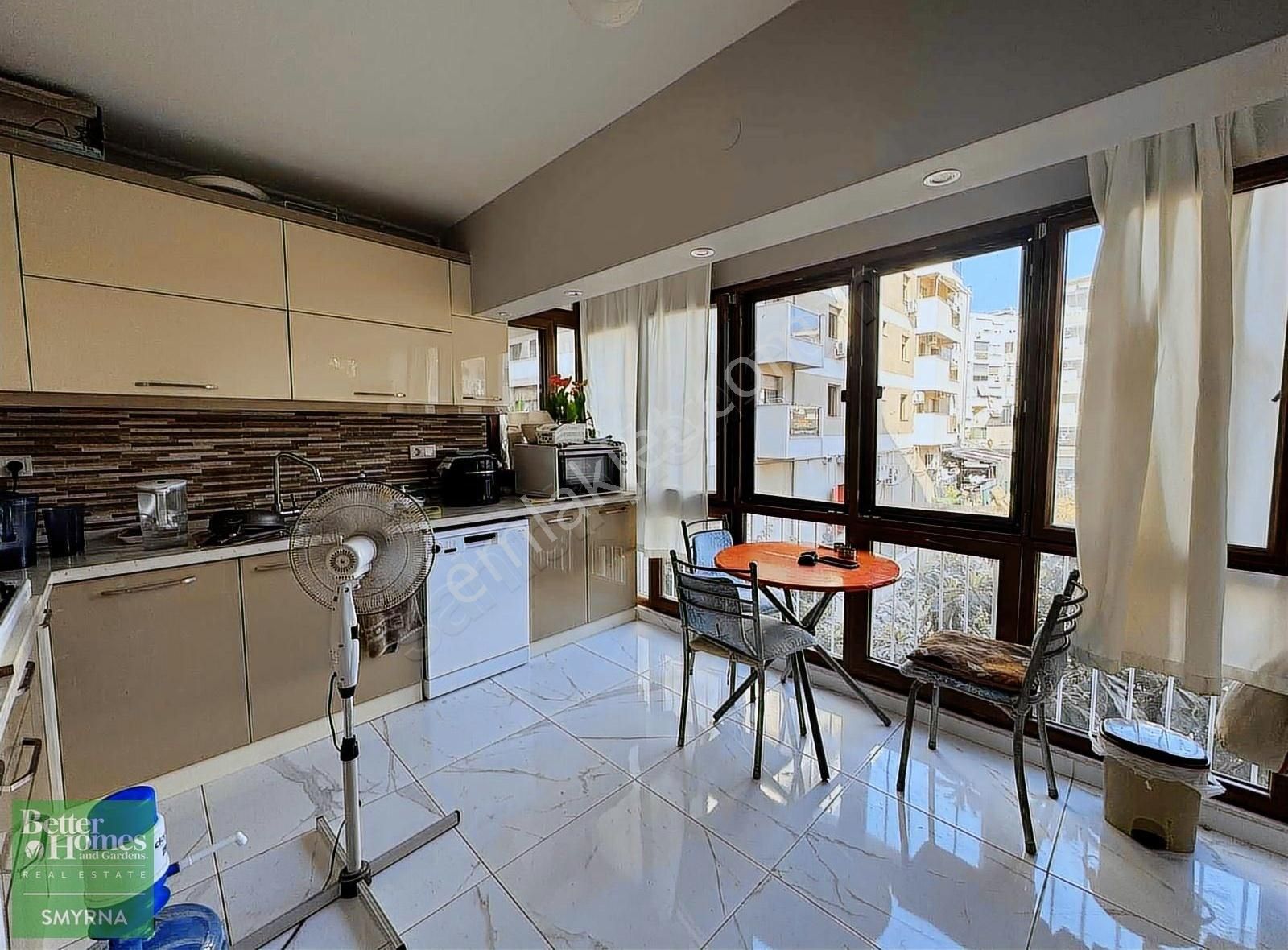 Bostanlıda 3+1, Geniş Ve Yenilenmiş Kiralık Daire