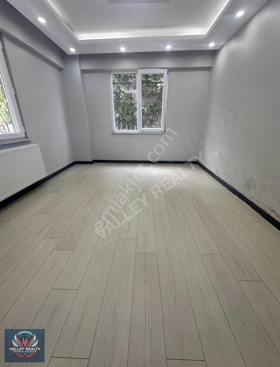 Havuzlar Mahallesinde Yüksek Giriş Kiralık 2+1 Daire