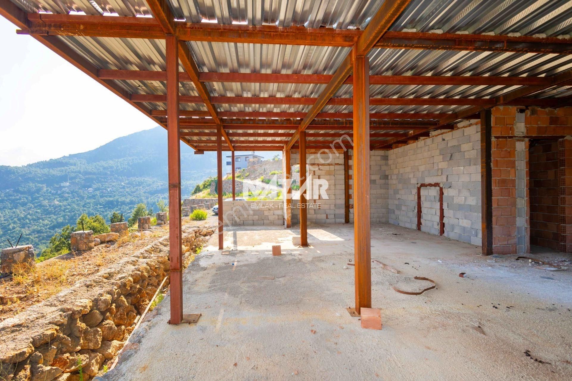 Alanya Akçatı'da 2.950 M² Satılık Tarla Ve 3 Katlı Müstakil Ev - Görsel 9