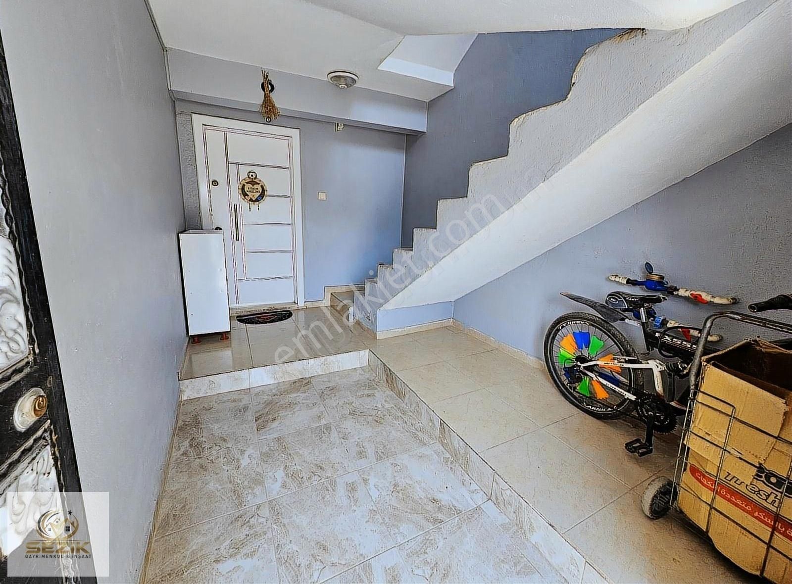 Gülbahçesi Mh Kız Listesi Karşısı Yeni Cuma Pazarı Karşısı - Görsel 5