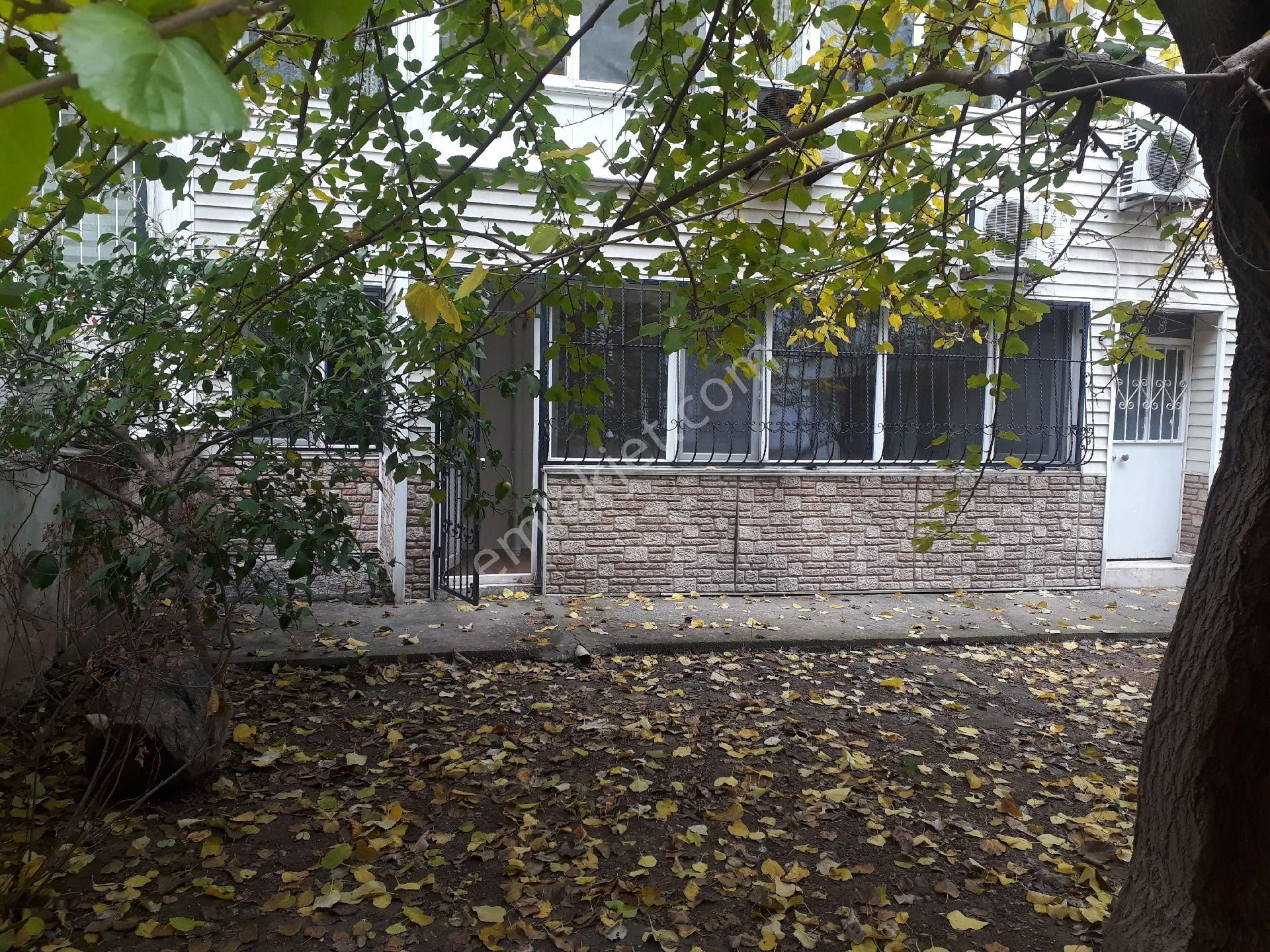 Sahibinden Kiralık Poligon Mtro Arka Sokağı
