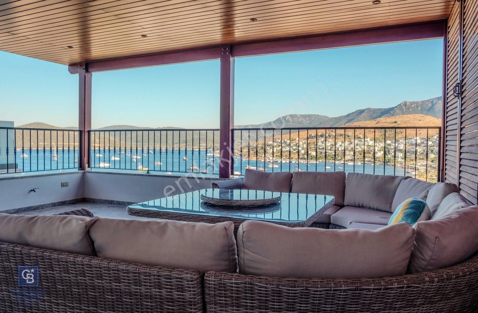Bodrum Türkbükü Deniz Manzaralı 5+1 Satılık Villa Müştemilatlı